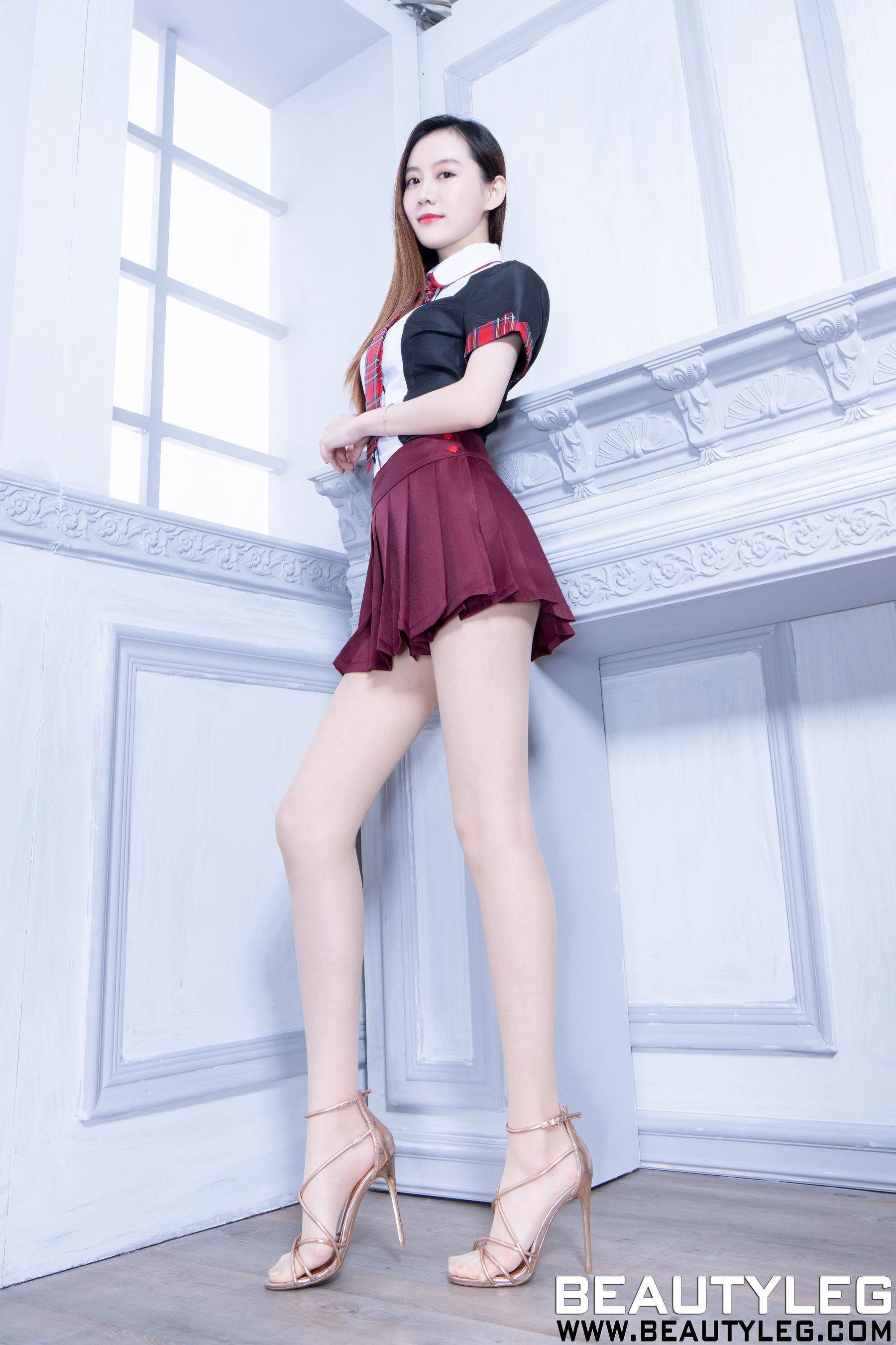 [Beautyleg] No.2089 腿模Penny - 丝袜美腿写真Xiuren秀人写真高清美女套图写真下载-看套图看套图