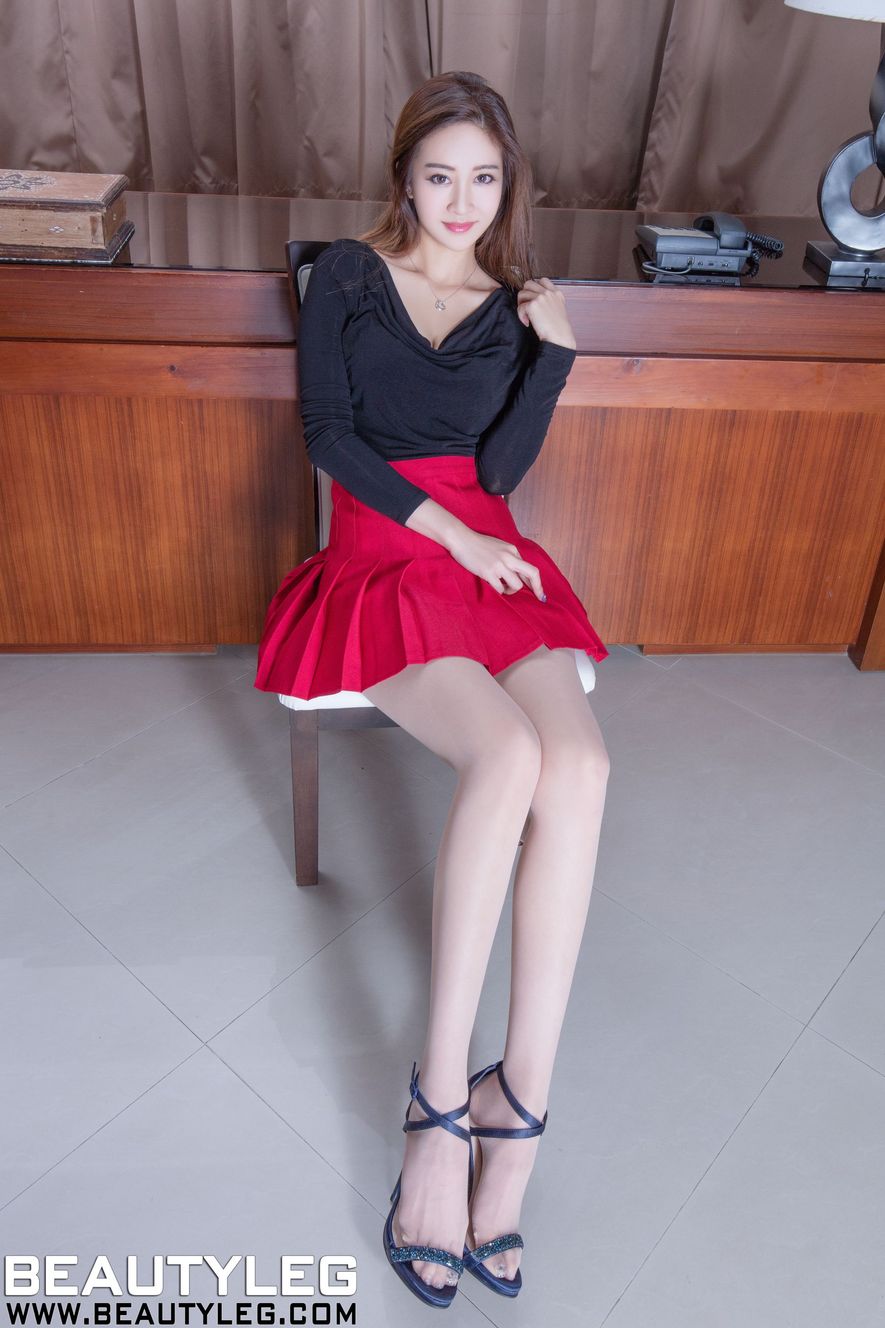 [Beautyleg] NO.1355 康凯乐/腿模Kaylar 美腿写真集Xiuren秀人写真高清美女套图写真下载-看套图看套图