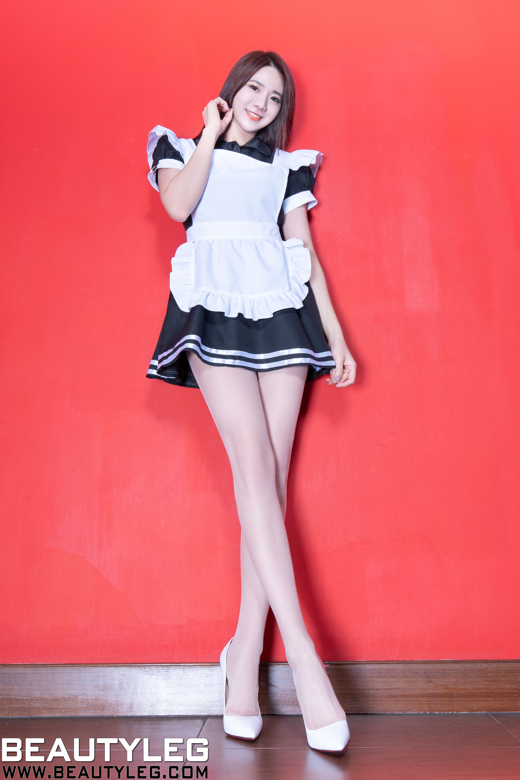 腿模Jasmine《校服、OL、女仆、制服短裙美腿》 [Beautyleg] No.1803 写真集Xiuren秀人写真高清美女套图写真下载-看套图看套图