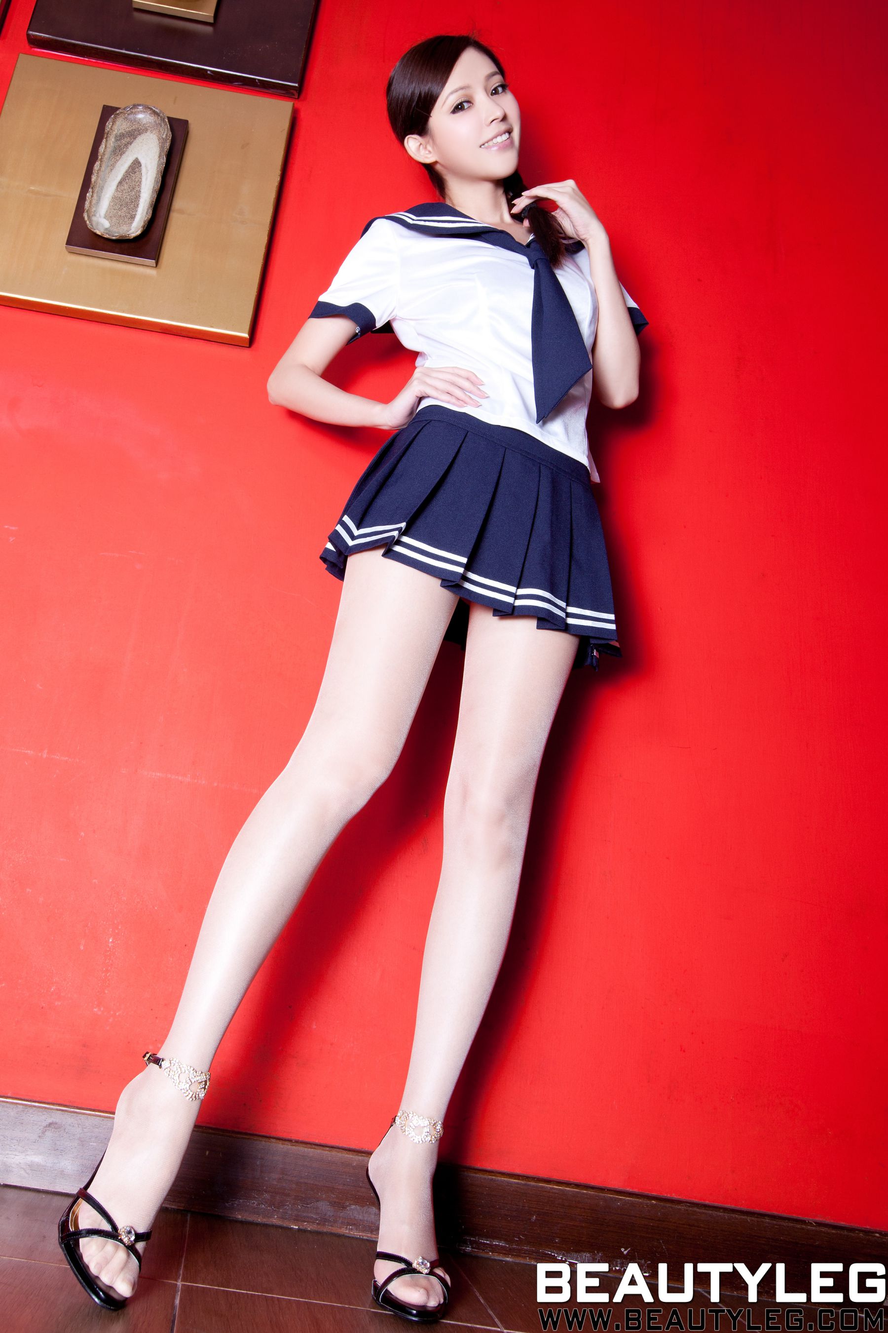 [Beautyleg] NO.749 腿模Avy杜可薇 美腿写真集Xiuren秀人写真高清美女套图写真下载-看套图看套图