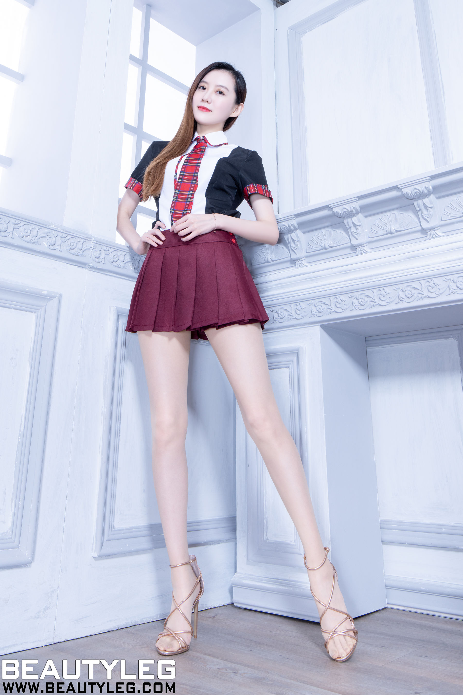 [Beautyleg] No.2089 腿模Penny - 丝袜美腿写真Xiuren秀人写真高清美女套图写真下载-看套图看套图
