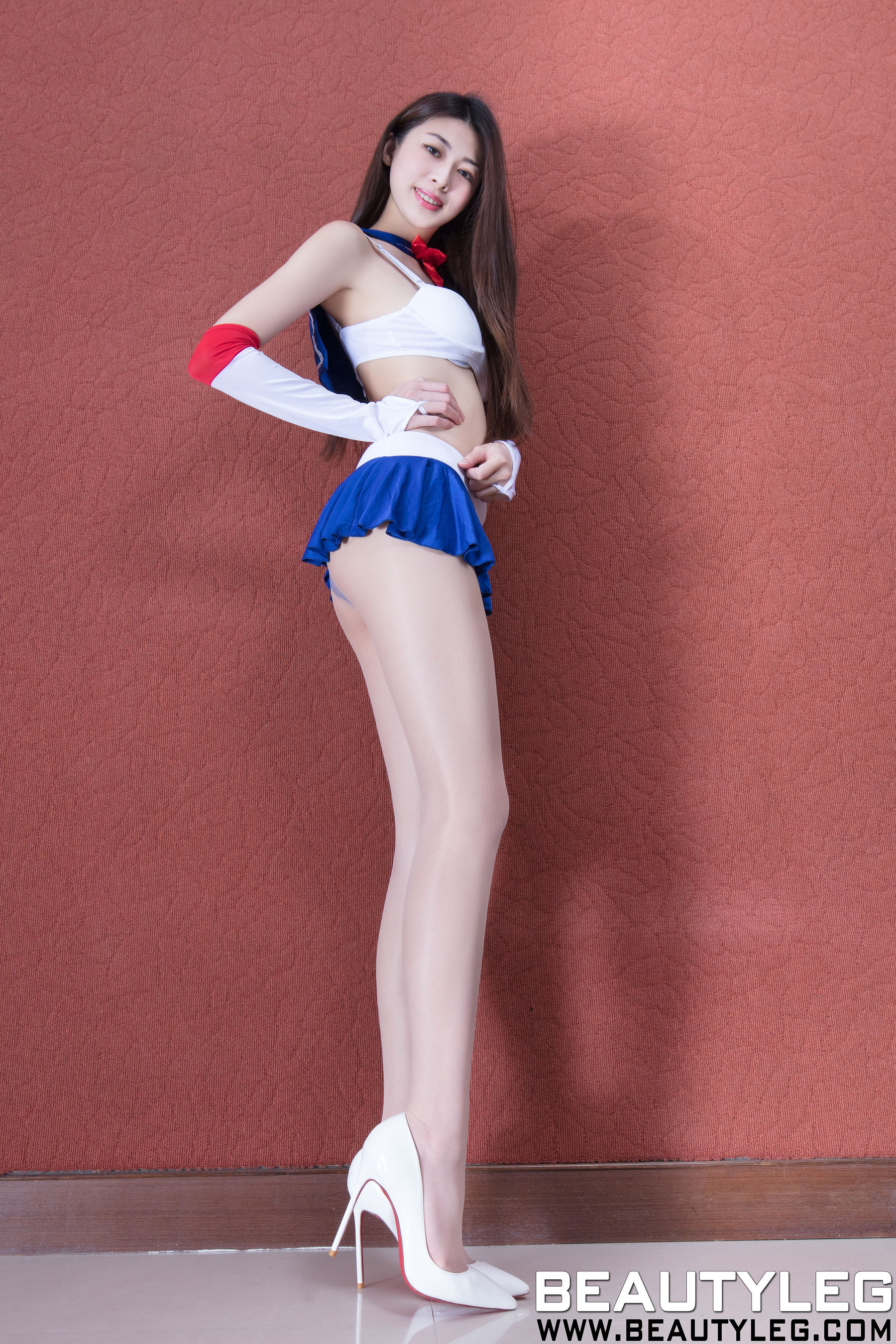 腿模Flora《肉丝袜长腿》 [Beautyleg] No.1664 写真集Xiuren秀人写真高清美女套图写真下载-看套图看套图