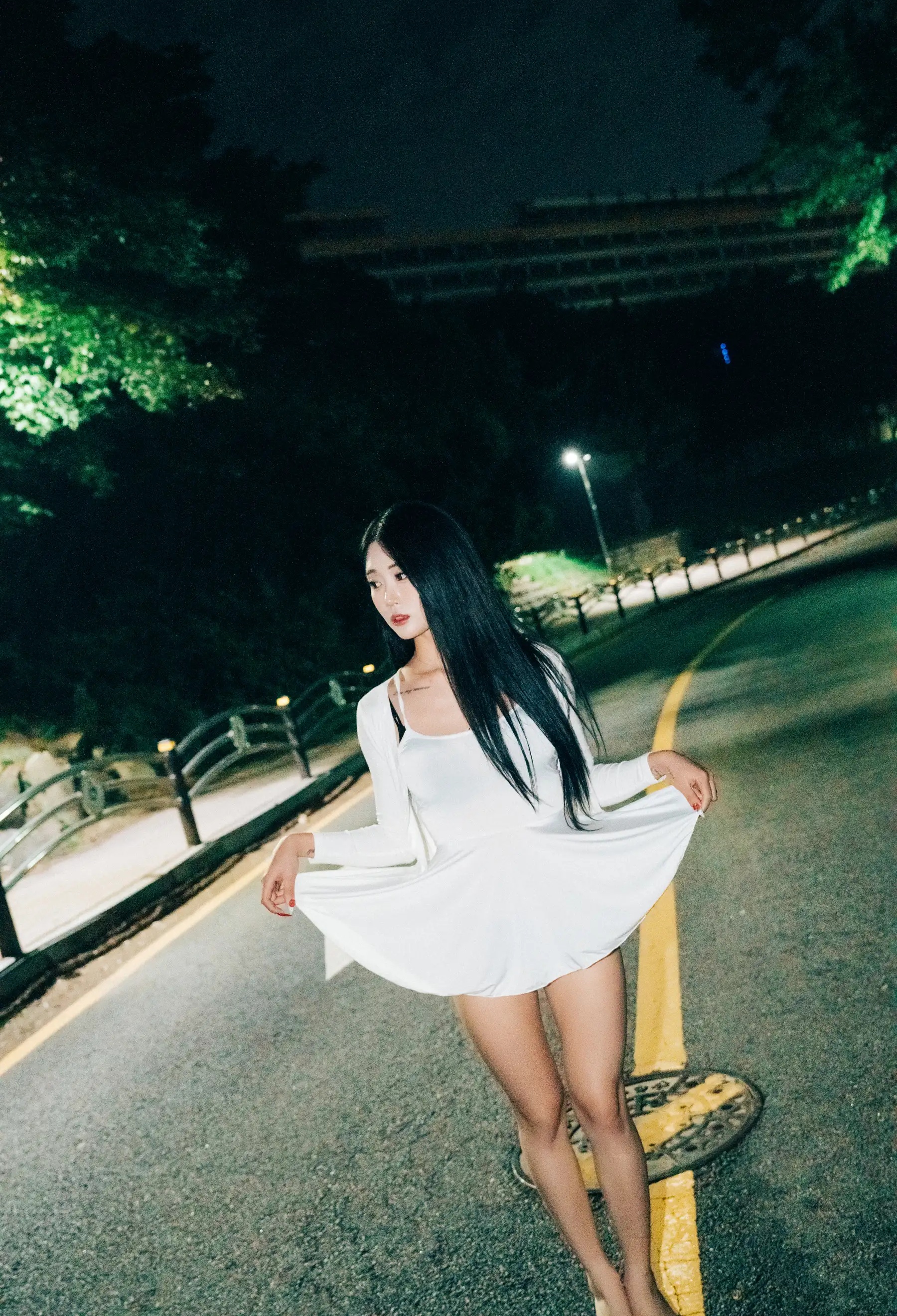 [Loozy] Night Roads 主题写真 [102P]Xiuren秀人写真高清美女套图写真下载-看套图看套图
