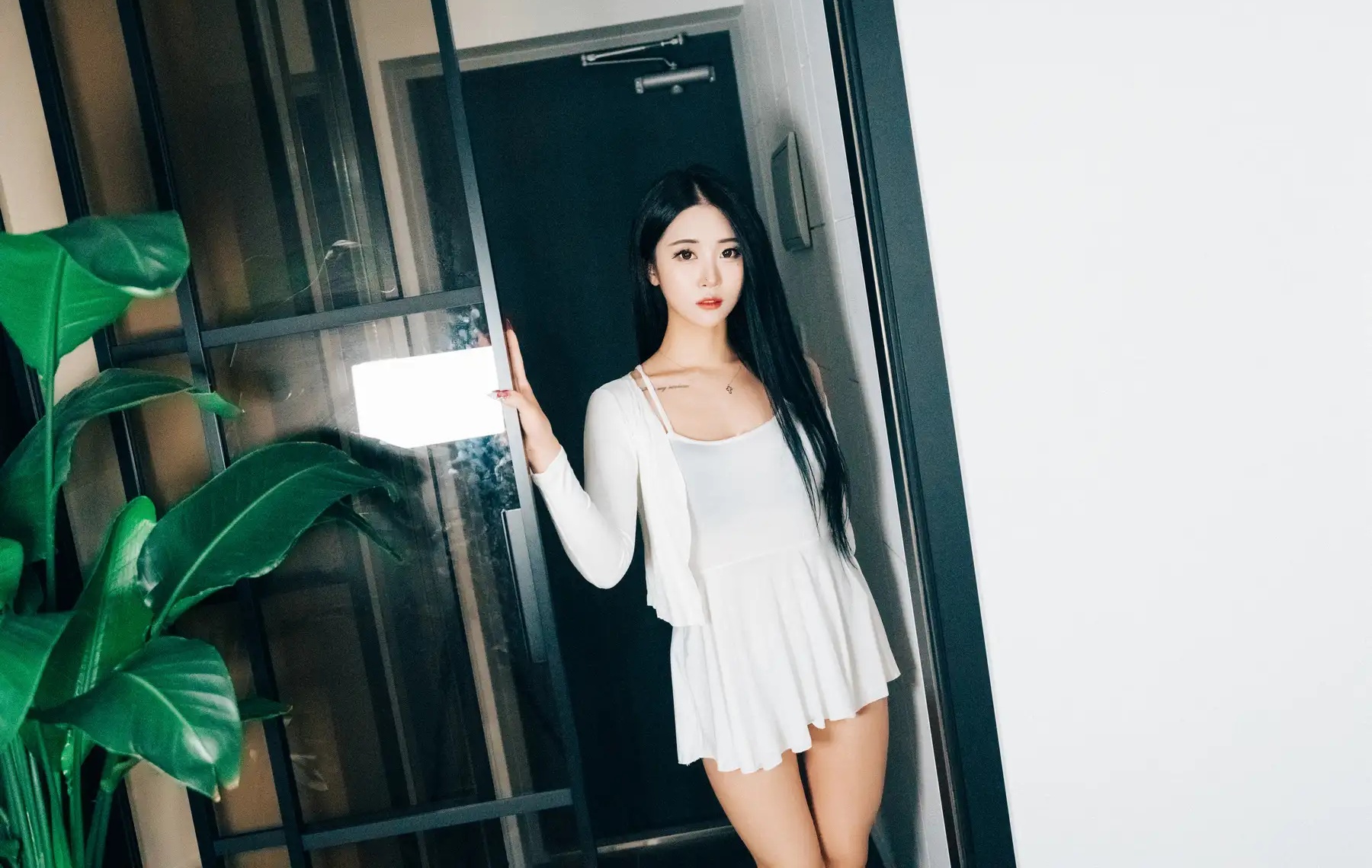 [Loozy] You Bomi 主题写真 [112P]Xiuren秀人写真高清美女套图写真下载-看套图看套图