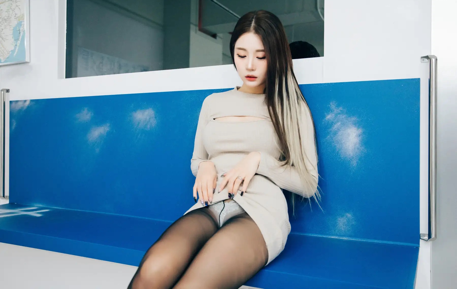 图片[5]Xiuren秀人写真高清美女套图写真下载-看套图[Loozy] Bondage Subway 主题写真 [10P]Xiuren秀人写真高清美女套图写真下载-看套图Bomi (보미)论坛Xiuren秀人写真高清美女套图写真下载-看套图免费套图Xiuren秀人写真高清美女套图写真下载-看套图看套图