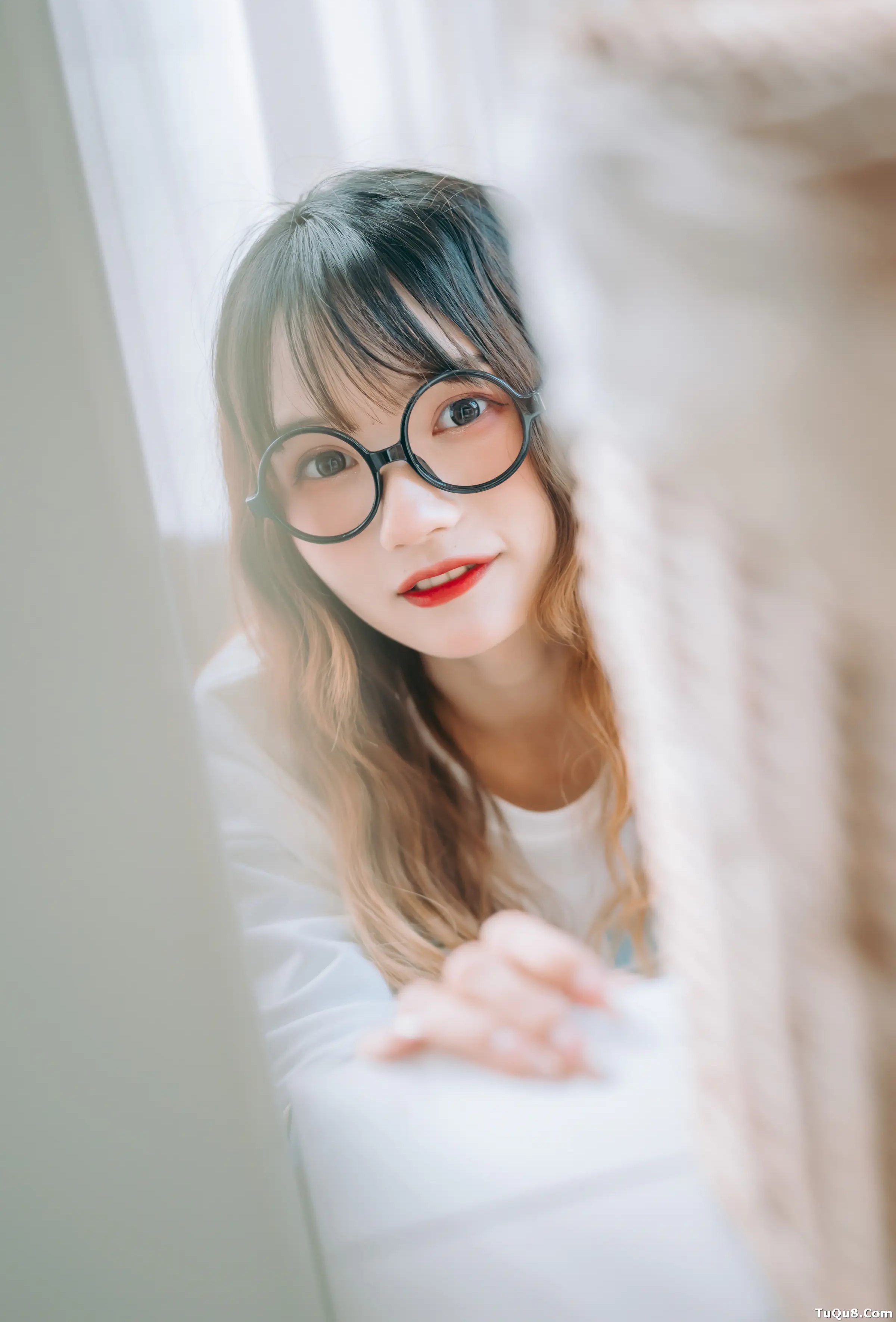 颜值博主_兔子Zzz不吃胡萝卜_No.033 &ndash; 全糖去冰 主题写真 [22P]Xiuren秀人写真高清美女套图写真下载-看套图看套图