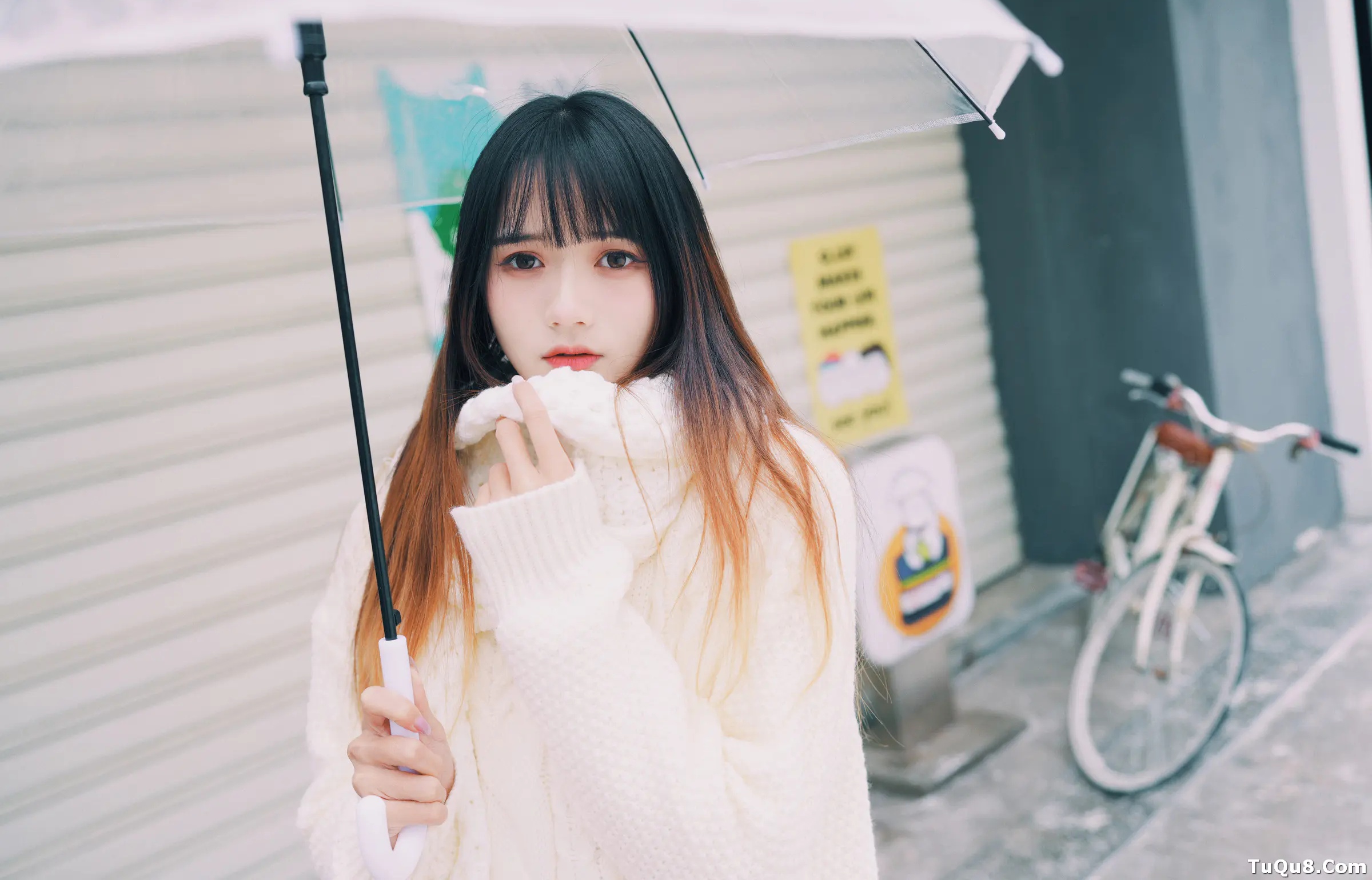 颜值博主_兔子Zzz不吃胡萝卜_No.029 &ndash; 草原小卓玛在雪中等待 [34P]Xiuren秀人写真高清美女套图写真下载-看套图看套图
