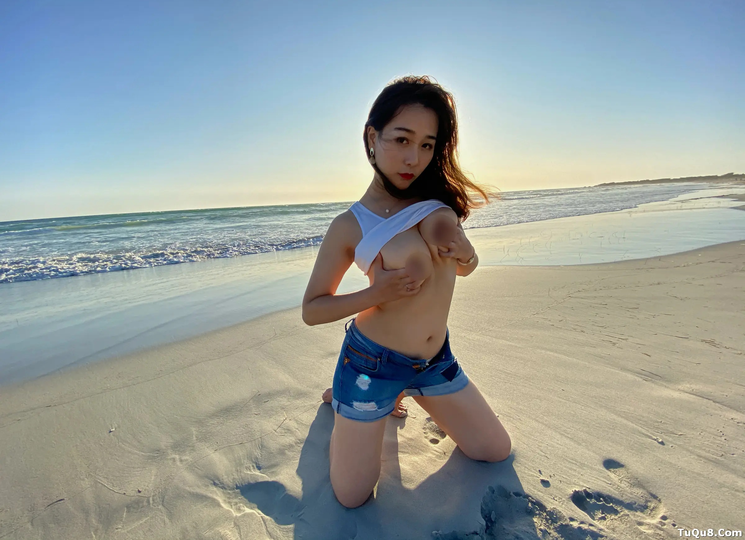 Coser美女_三刀刀miido_No.024 &ndash; 沙滩 主题写真 [28P]Xiuren秀人写真高清美女套图写真下载-看套图看套图