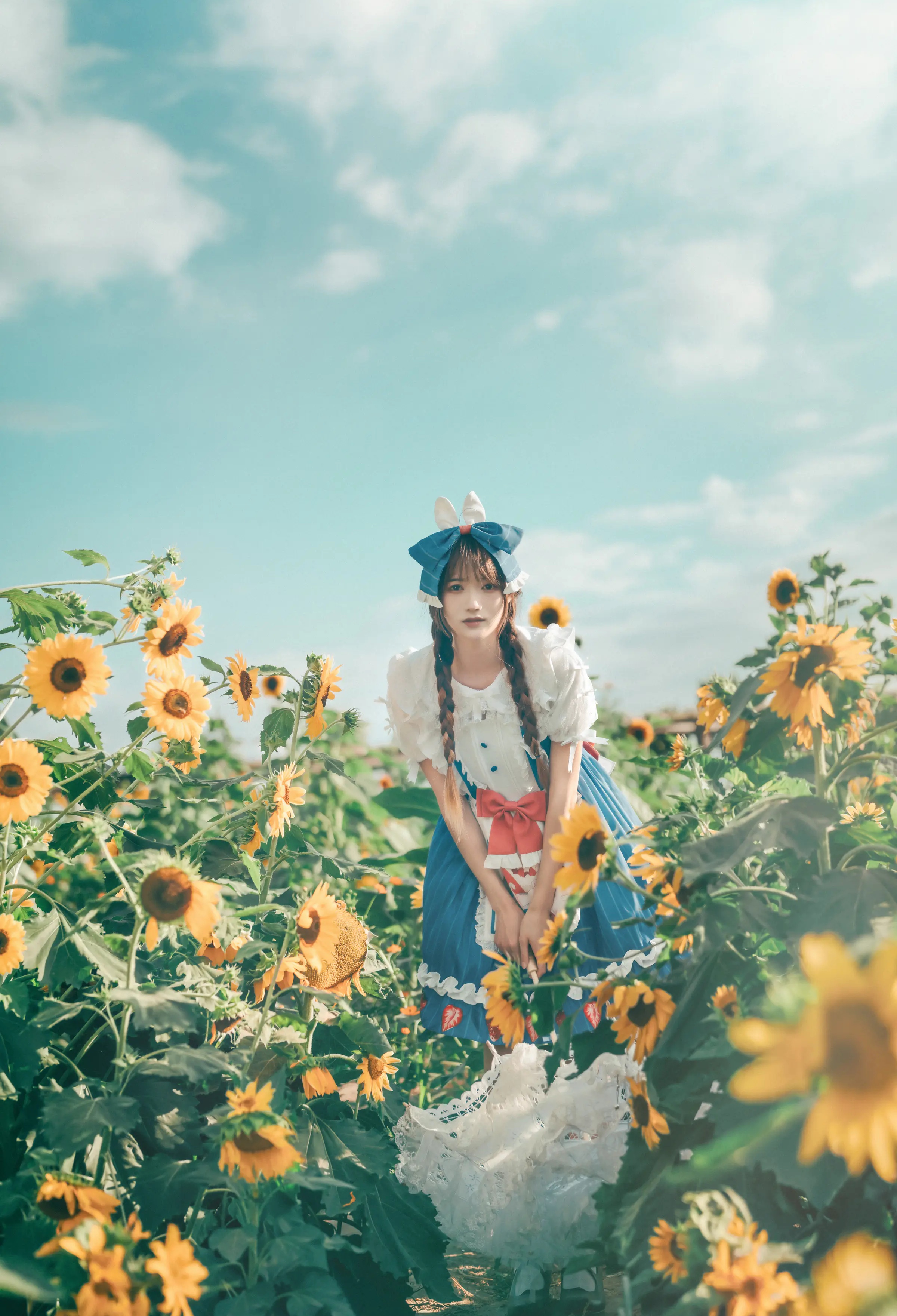颜值博主_兔子Zzz不吃胡萝卜_No.091 &ndash; 甜甜向日葵女孩 主题写真 [31P]-看套图