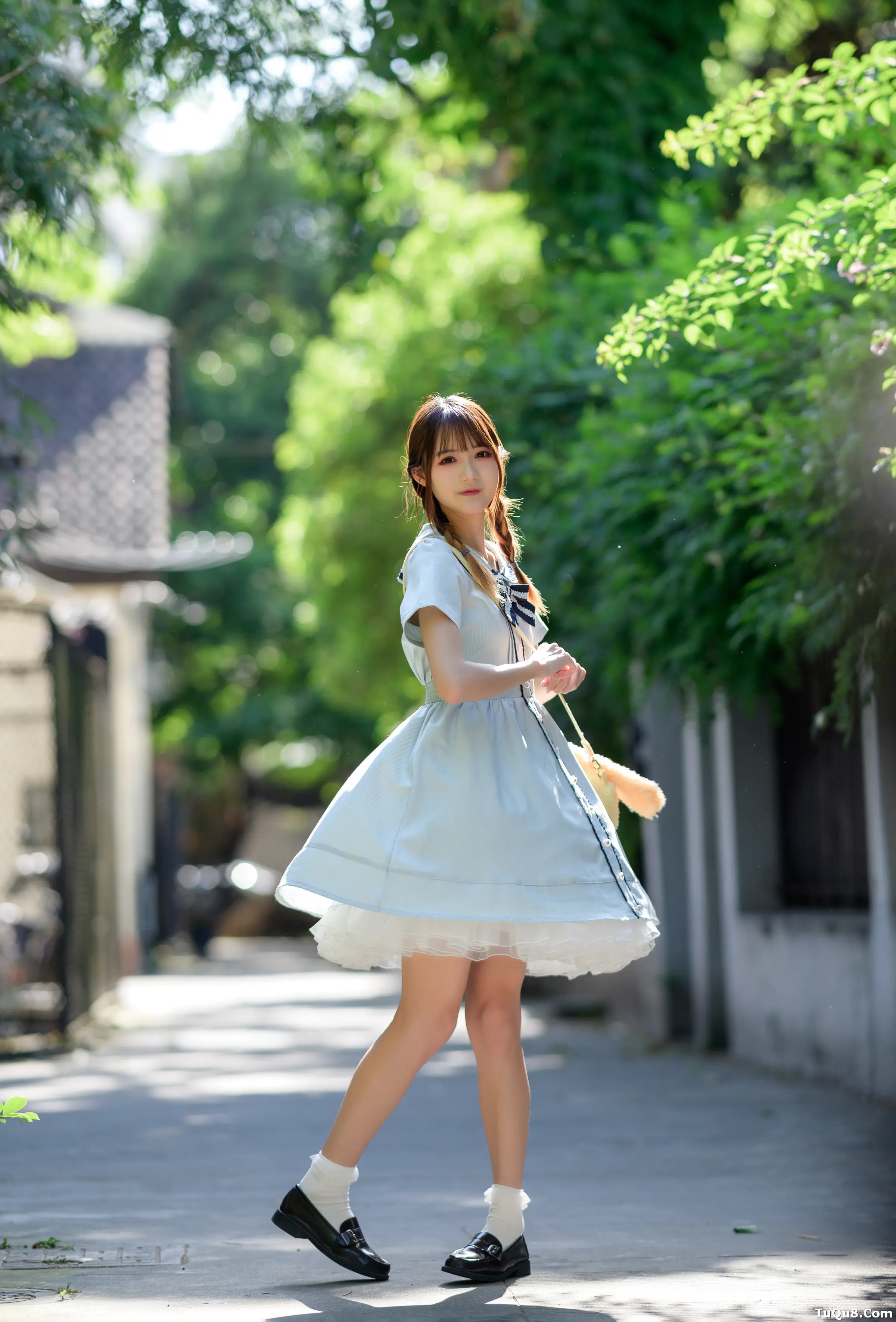 图片[5]Xiuren秀人写真高清美女套图写真下载-看套图颜值博主_兔子Zzz不吃胡萝卜_No.043 &ndash; 家门口的小幸运 [32P]Xiuren秀人写真高清美女套图写真下载-看套图Coser网络美女论坛Xiuren秀人写真高清美女套图写真下载-看套图免费套图Xiuren秀人写真高清美女套图写真下载-看套图看套图