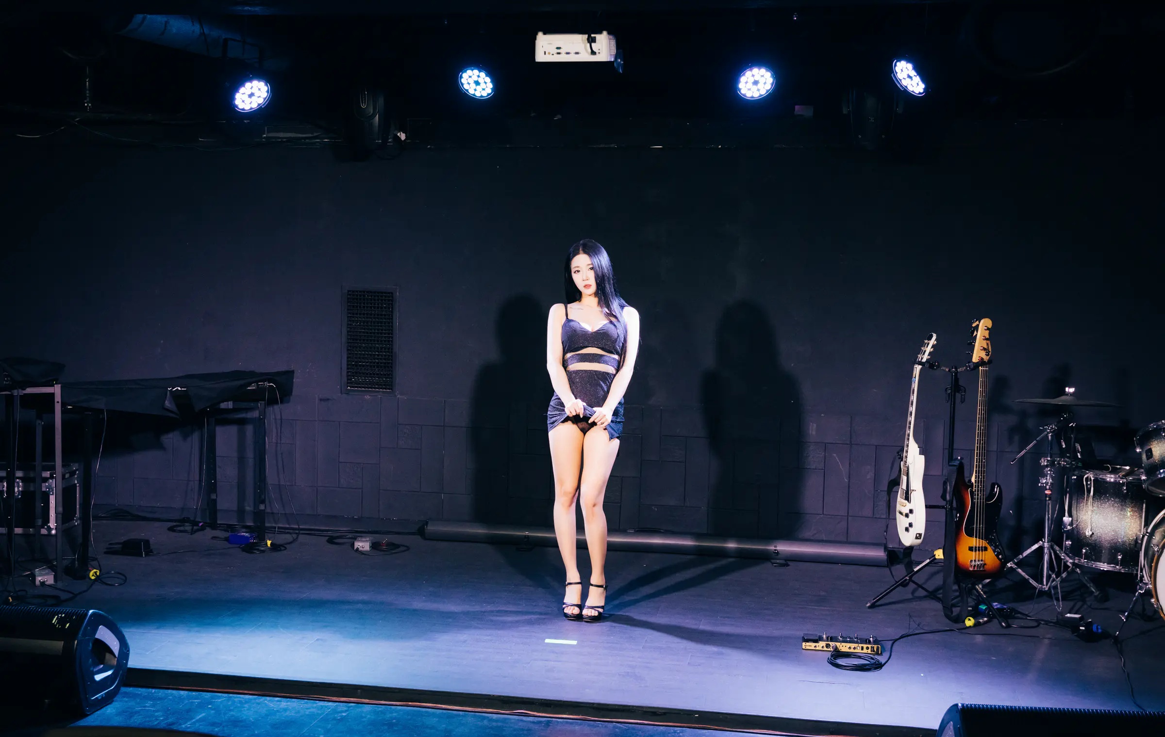韩国写真机构_Loozy_No.075 &ndash; Bomi (보미) Covert stage [147P]Xiuren秀人写真高清美女套图写真下载-看套图看套图