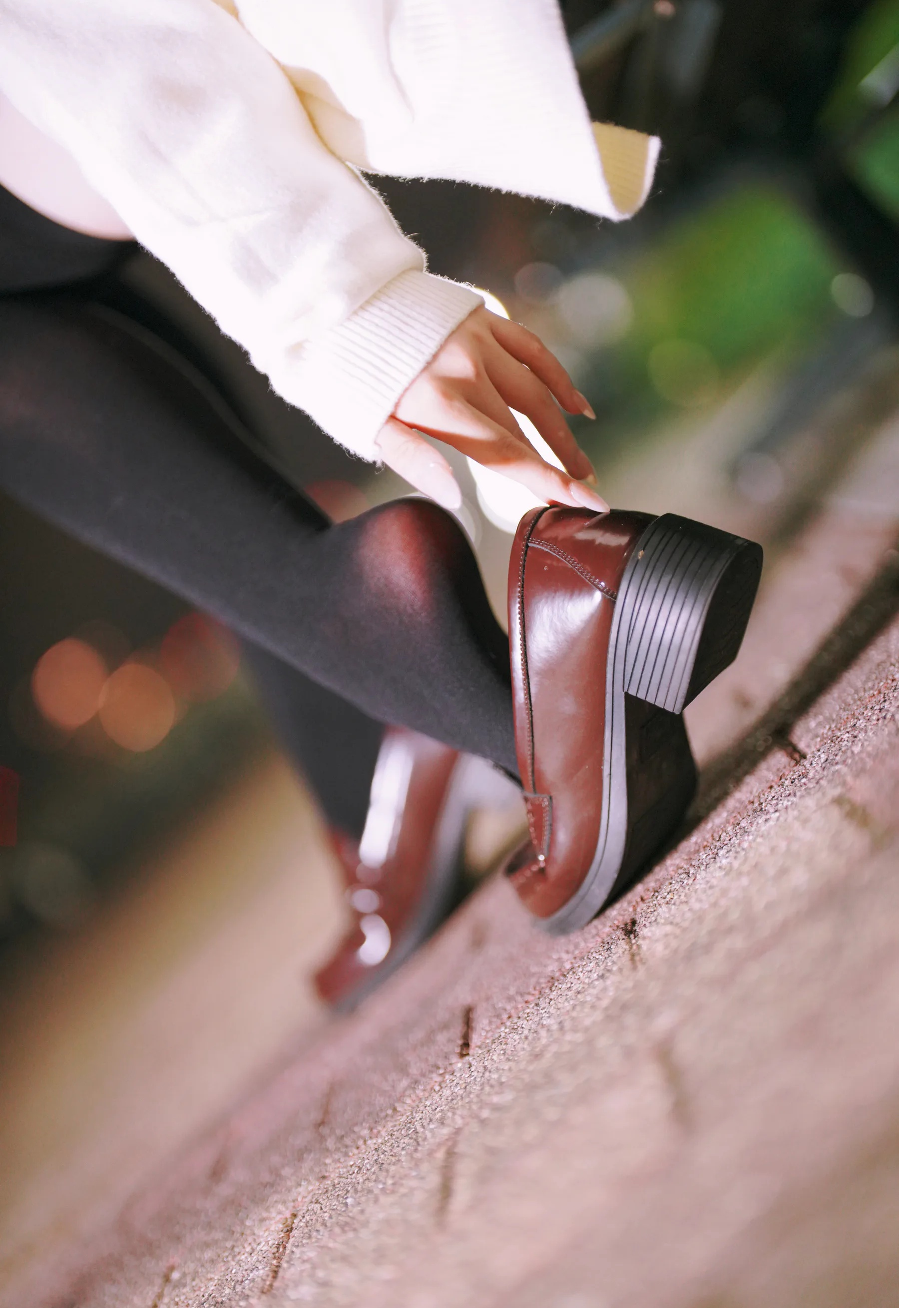 颜值博主_幼愛Youmeko_No.017 &ndash; 小琪舞JK制服 主题写真 [48P]Xiuren秀人写真高清美女套图写真下载-看套图看套图