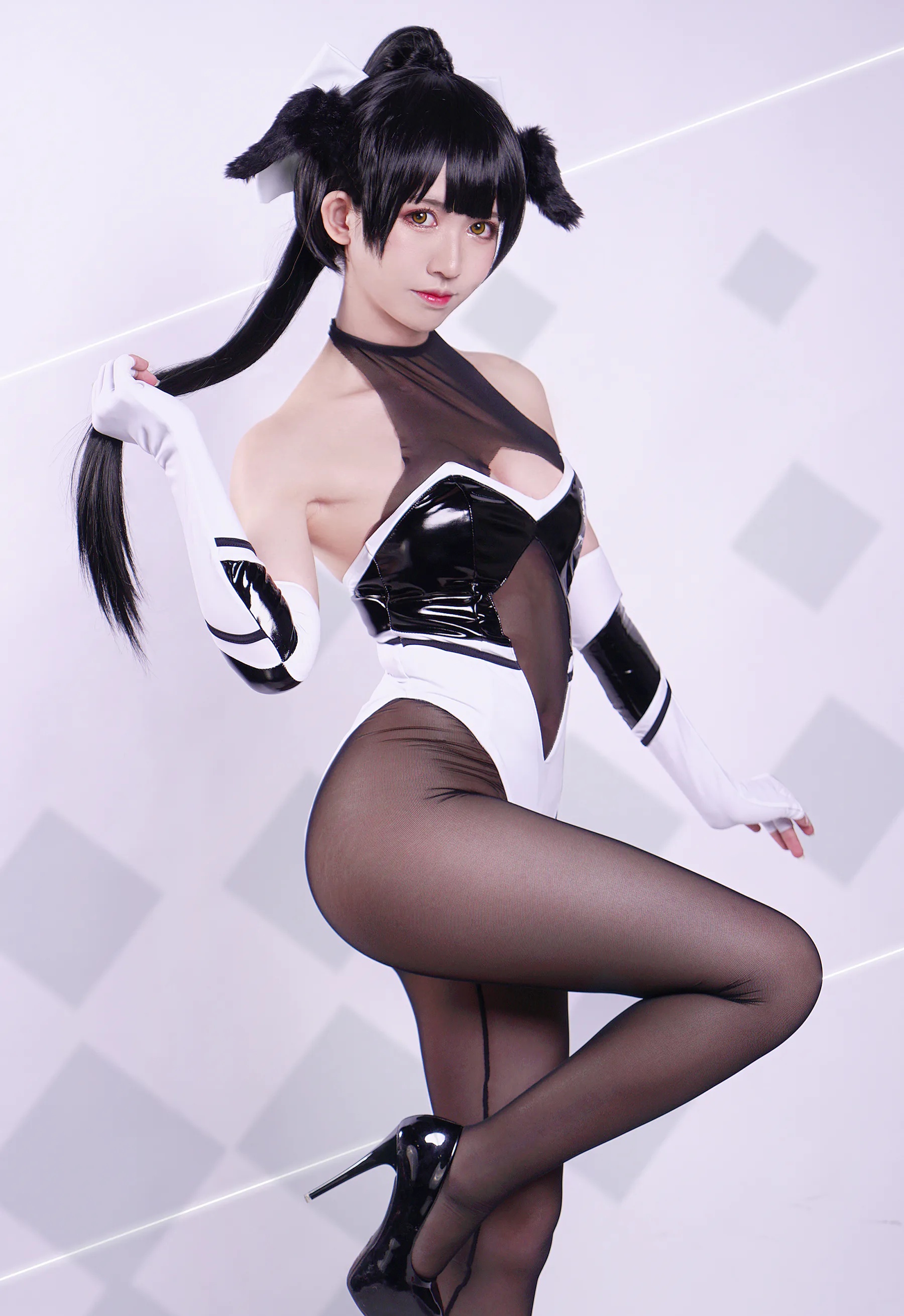 动漫博主_鳗鱼霏儿_No.077 双人本 赛车娘 主题写真 [24P]Xiuren秀人写真高清美女套图写真下载-看套图看套图