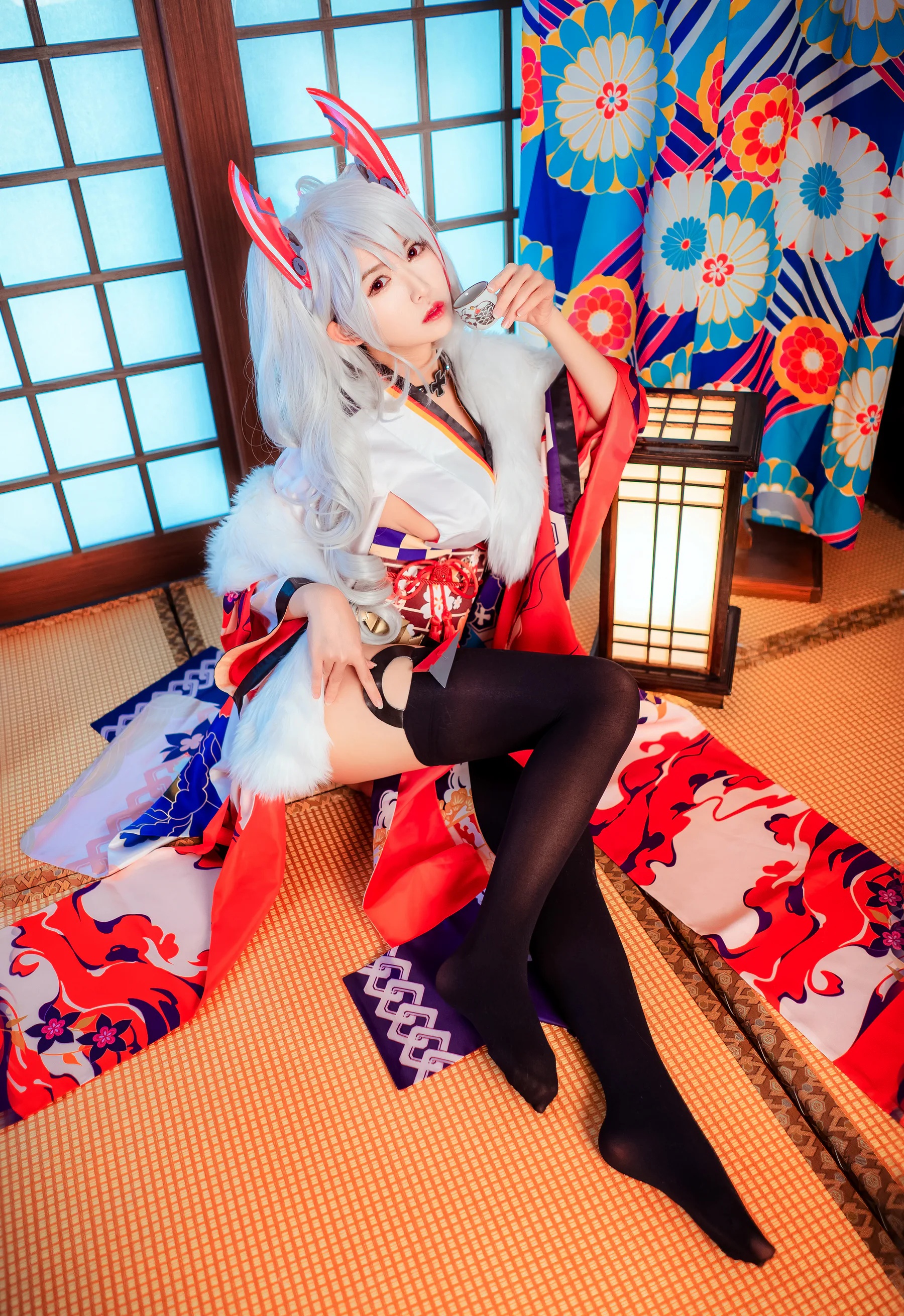 动漫博主_鳗鱼霏儿_No.020 欧根亲王 主题写真 [17P]Xiuren秀人写真高清美女套图写真下载-看套图看套图
