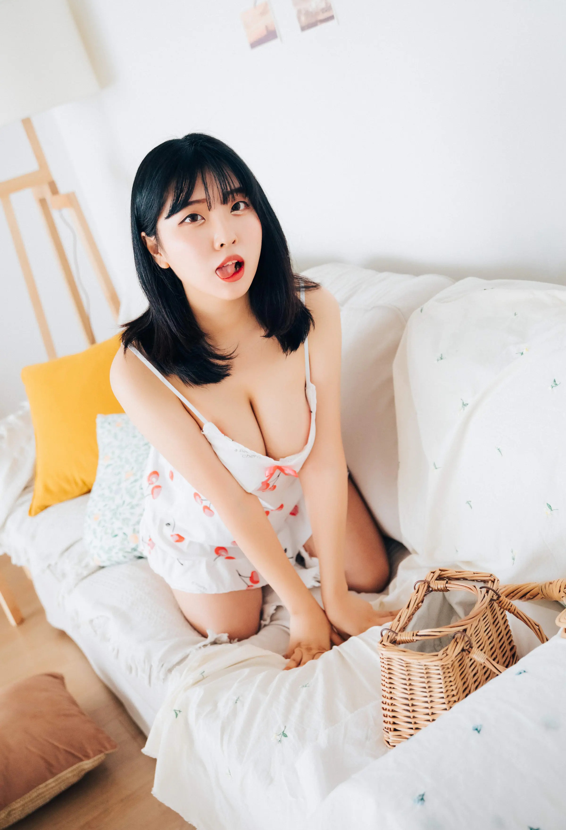 韩国写真机构_Loozy_No.048 &ndash; NO.003 Oyatsu Song Hana [71P]Xiuren秀人写真高清美女套图写真下载-看套图看套图