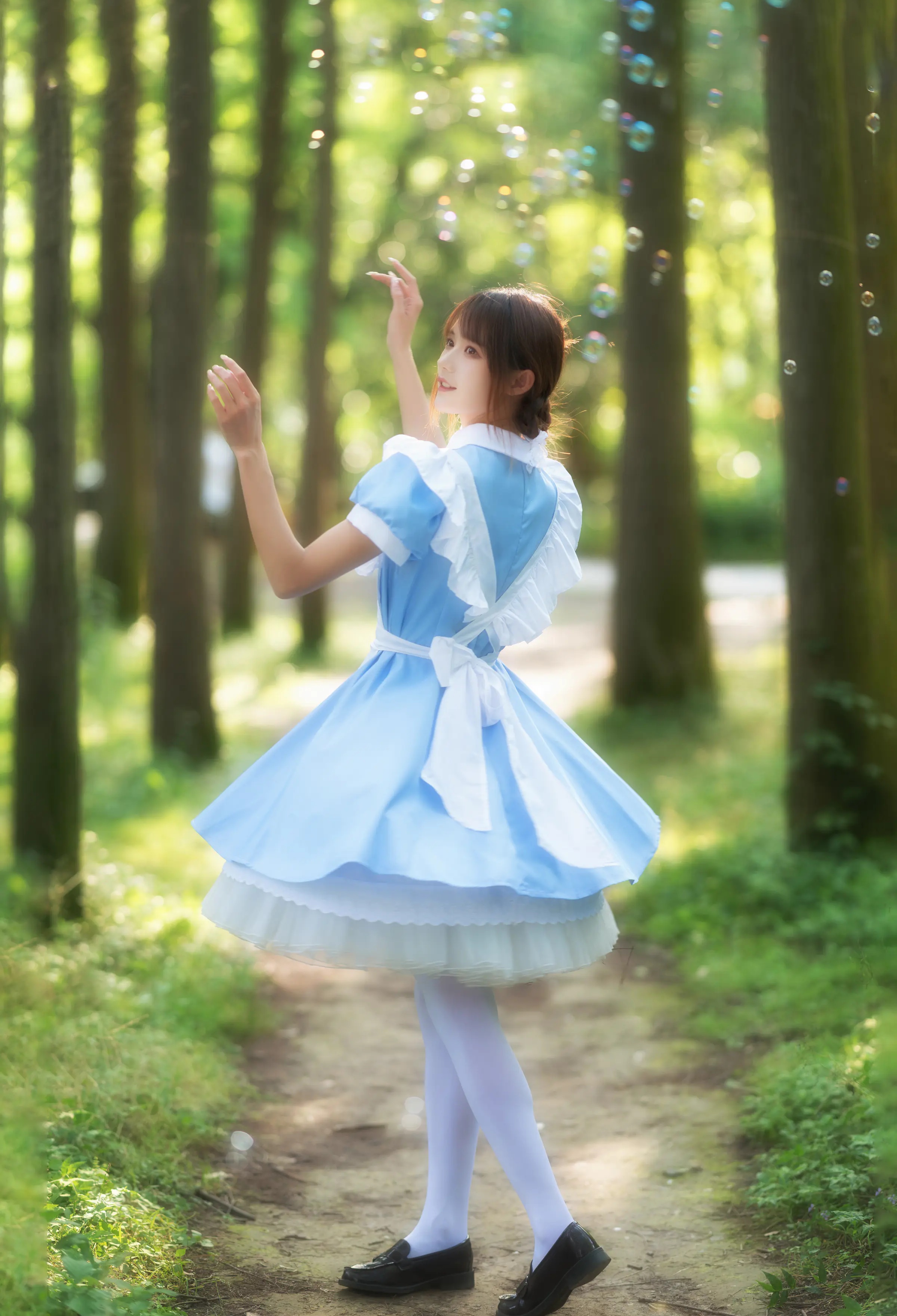 颜值博主_兔子Zzz不吃胡萝卜_No.068 &ndash; 阳光很好闻 主题写真 [41P]Xiuren秀人写真高清美女套图写真下载-看套图看套图