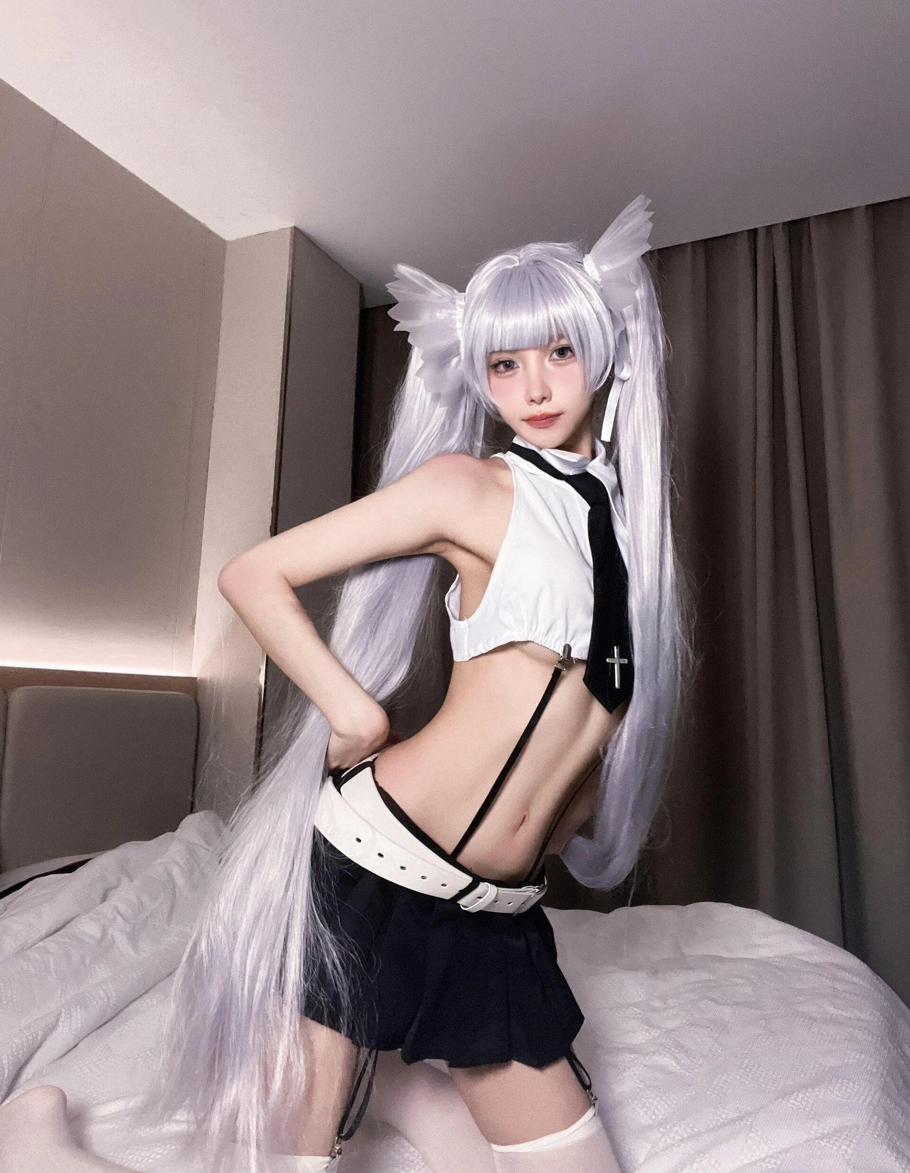 Coser美女_果咩酱w_No.047 &ndash; 天使女警 主题写真 [23P]Xiuren秀人写真高清美女套图写真下载-看套图看套图