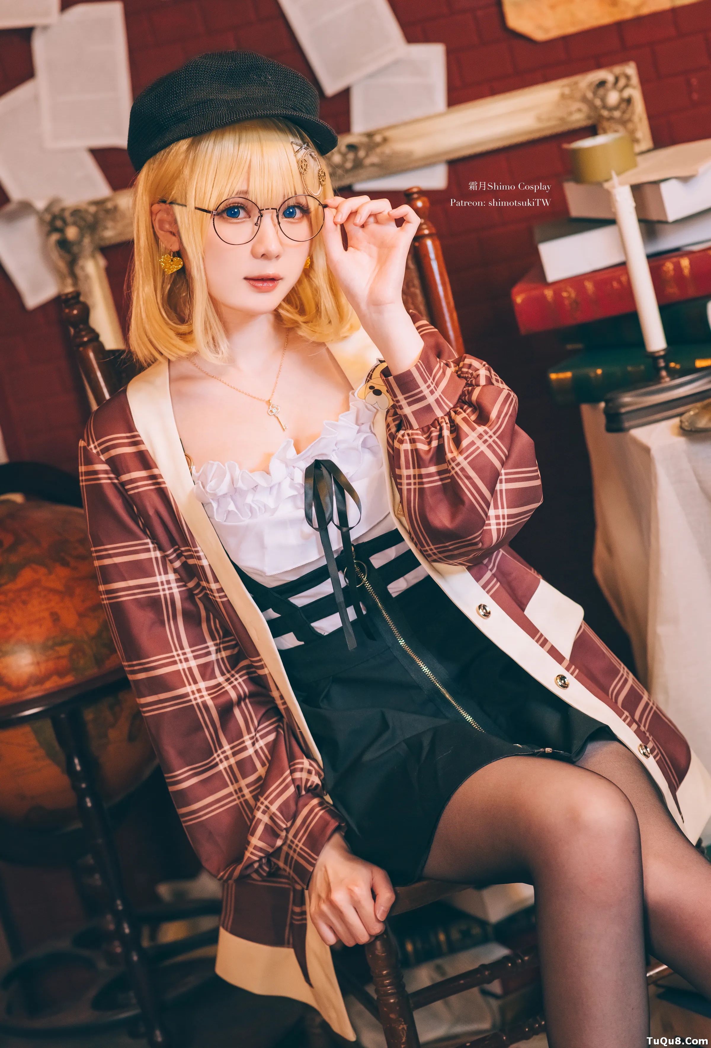 Coser美女_霜月shimo_No.048 &ndash; 华生 &middot; 阿米莉亚 主题写真 [11P]Xiuren秀人写真高清美女套图写真下载-看套图看套图