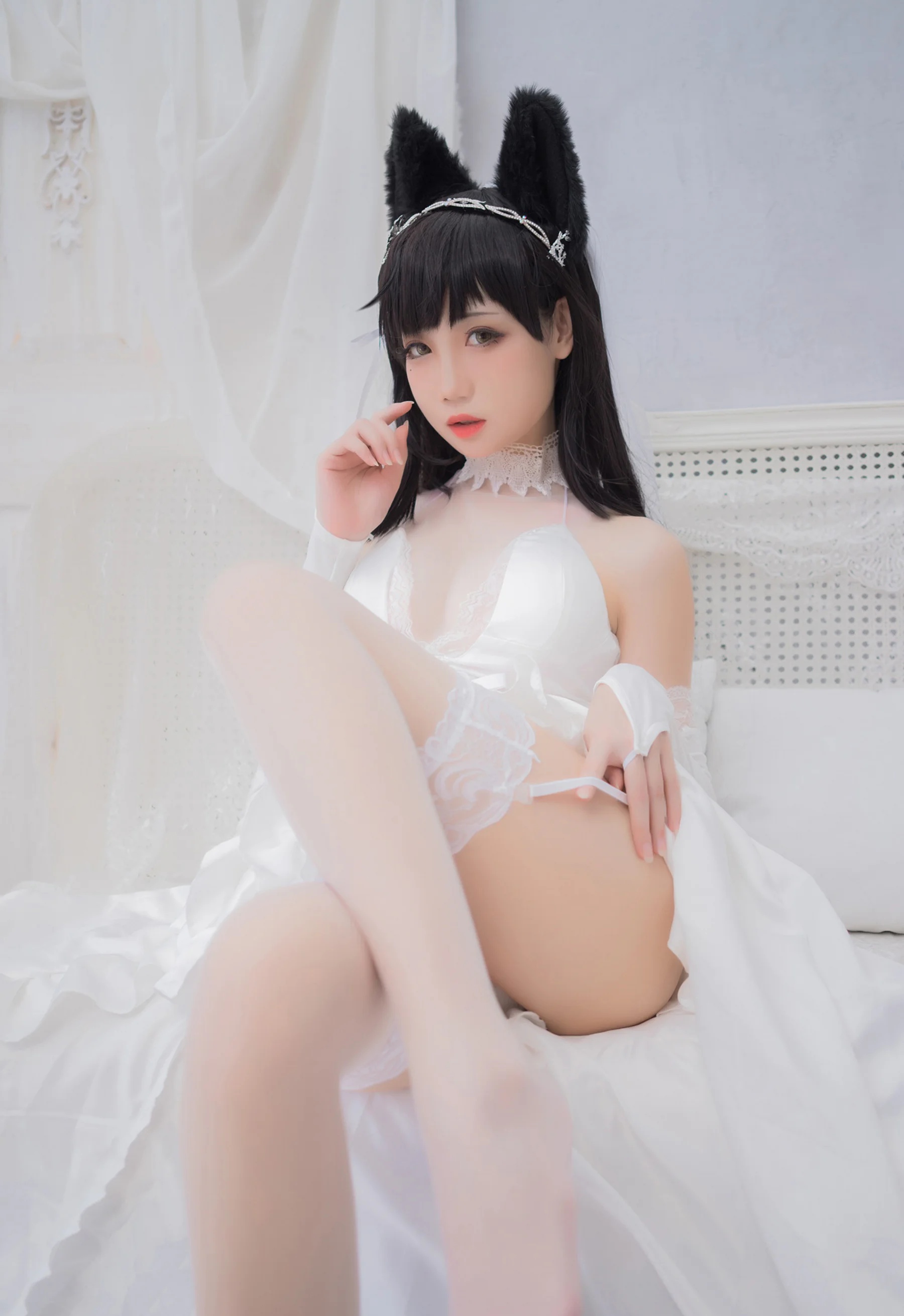 Coser美女_焖焖碳_No.045 &ndash; 碧蓝航线 爱宕花嫁 主题写真 [20P]Xiuren秀人写真高清美女套图写真下载-看套图看套图