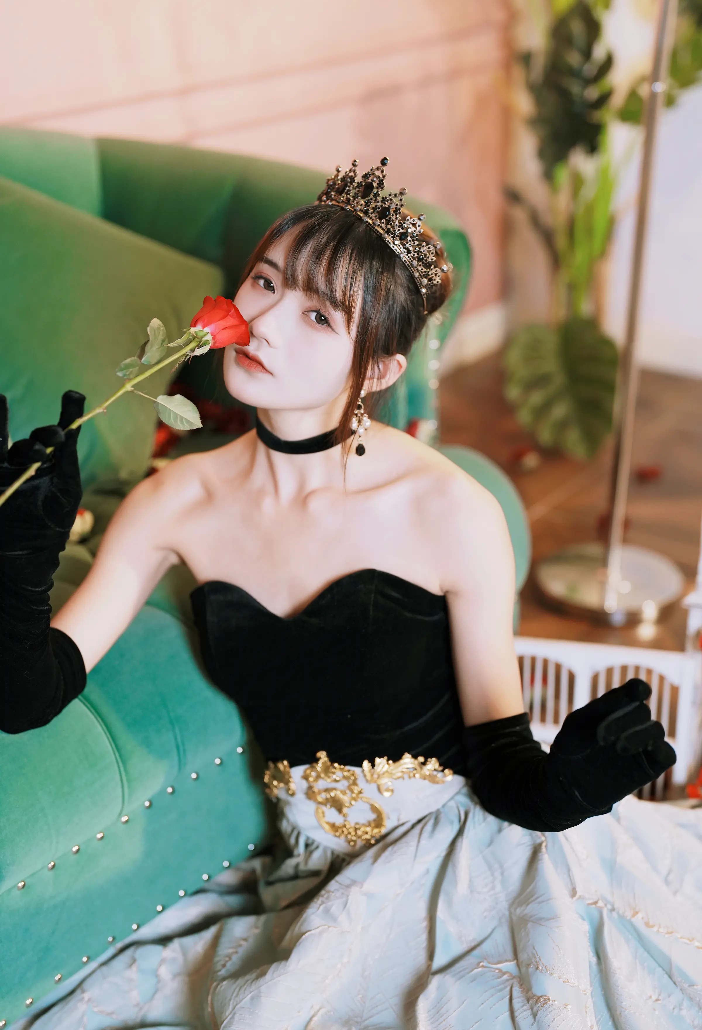 图片[5]-颜值博主_兔子Zzz不吃胡萝卜_No.128 &ndash; 黑天鹅之吻 主题写真 [33P]-Coser网络美女论坛-免费套图-看套图