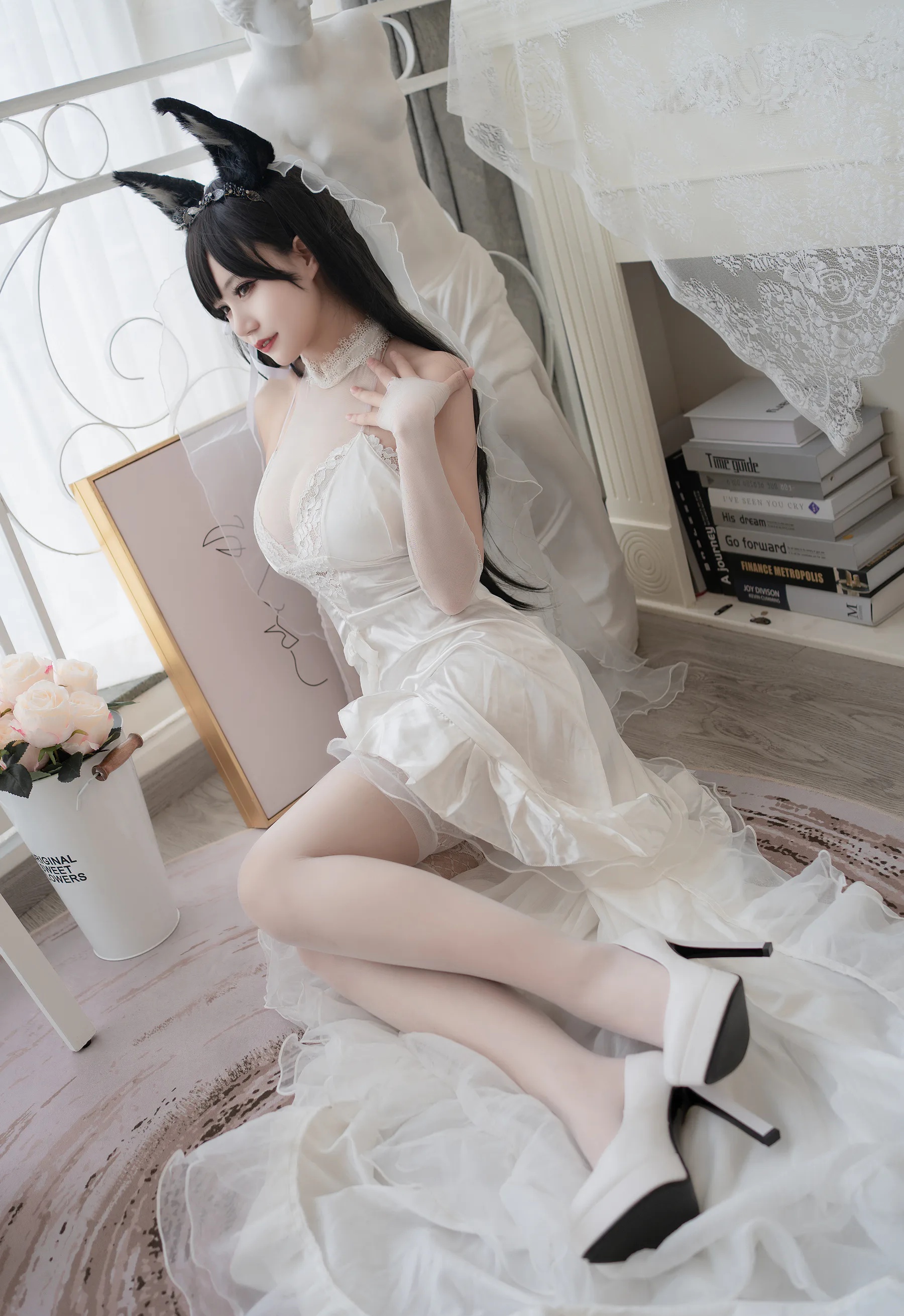 二次元博主_小仓千代w_No.017 爱宕婚纱 主题写真 [20P]Xiuren秀人写真高清美女套图写真下载-看套图看套图