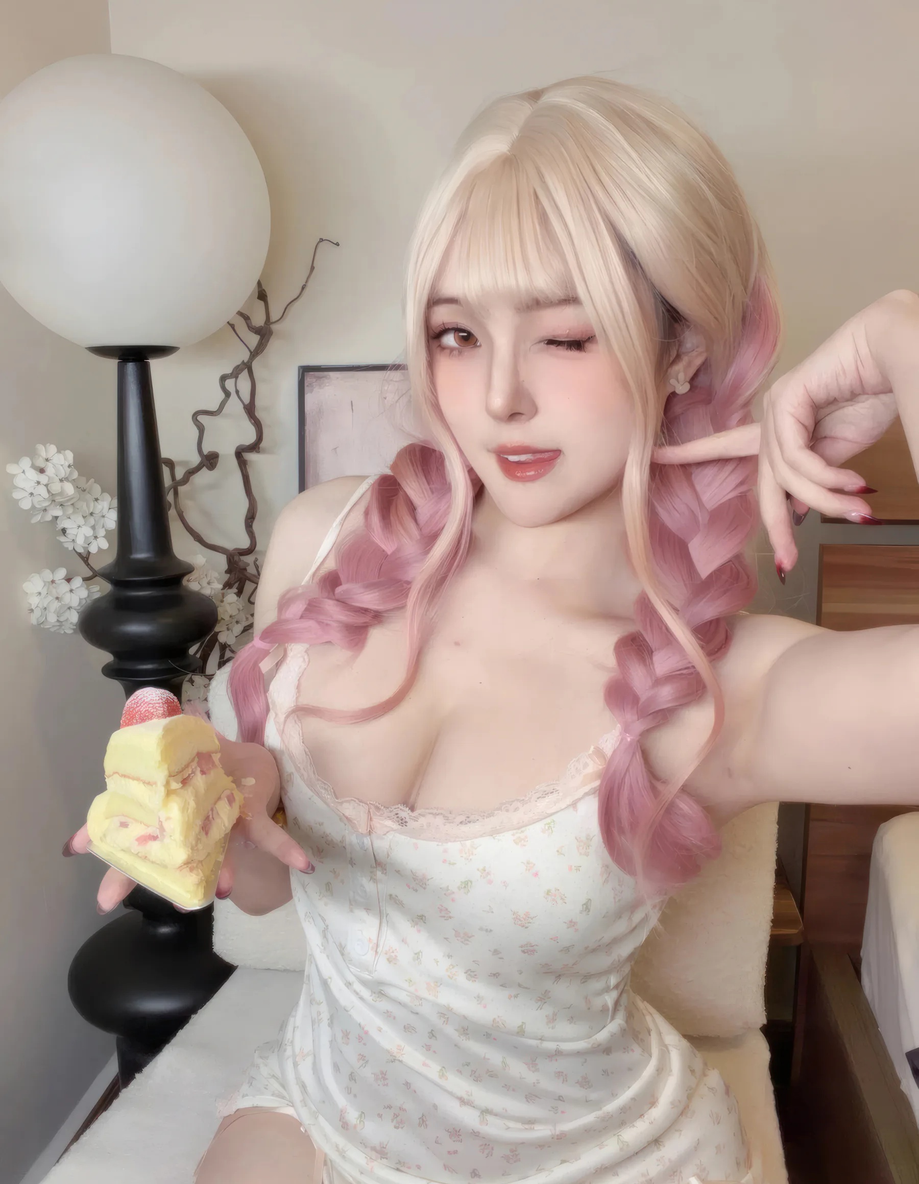 网络美女_Natsuko夏夏子_No.105 2026年6月会员订阅奖励 [45P]Xiuren秀人写真高清美女套图写真下载-看套图看套图
