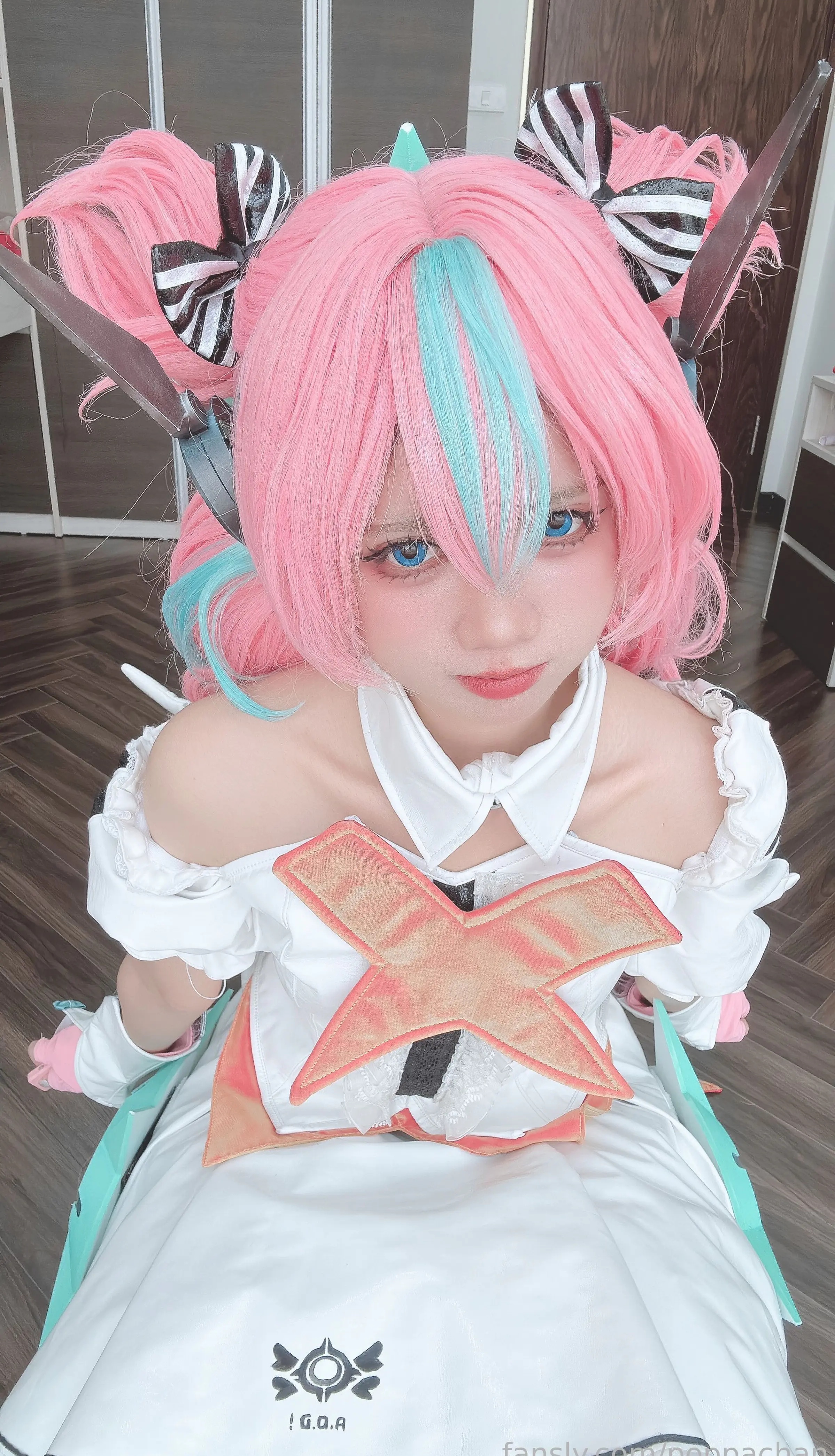 越南Coser美女_PoppaChan_No.126 &ndash; Aria [19P]Xiuren秀人写真高清美女套图写真下载-看套图看套图