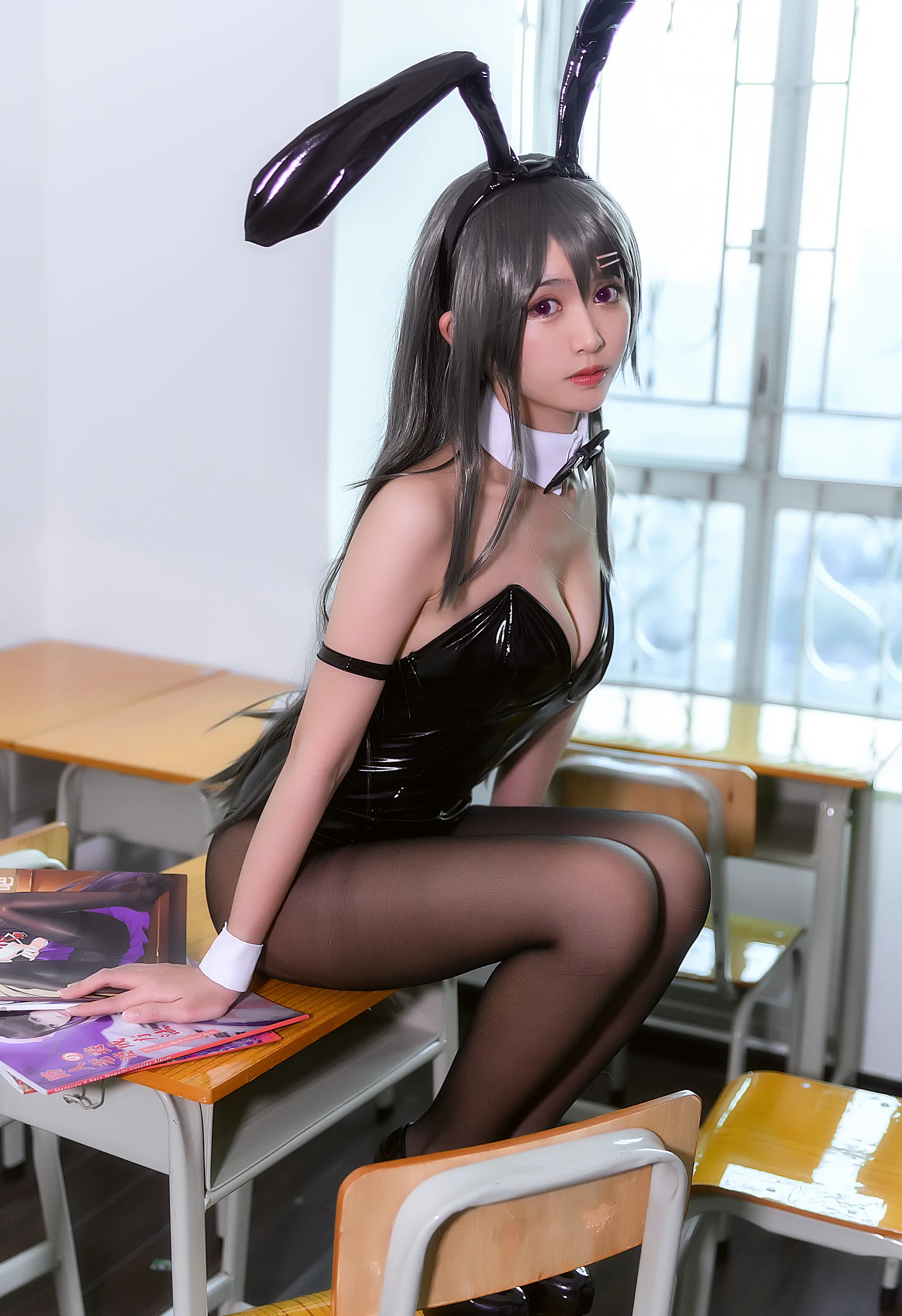 动漫博主_鳗鱼霏儿_No.036 猪头学姐 主题写真 [10P]Xiuren秀人写真高清美女套图写真下载-看套图看套图