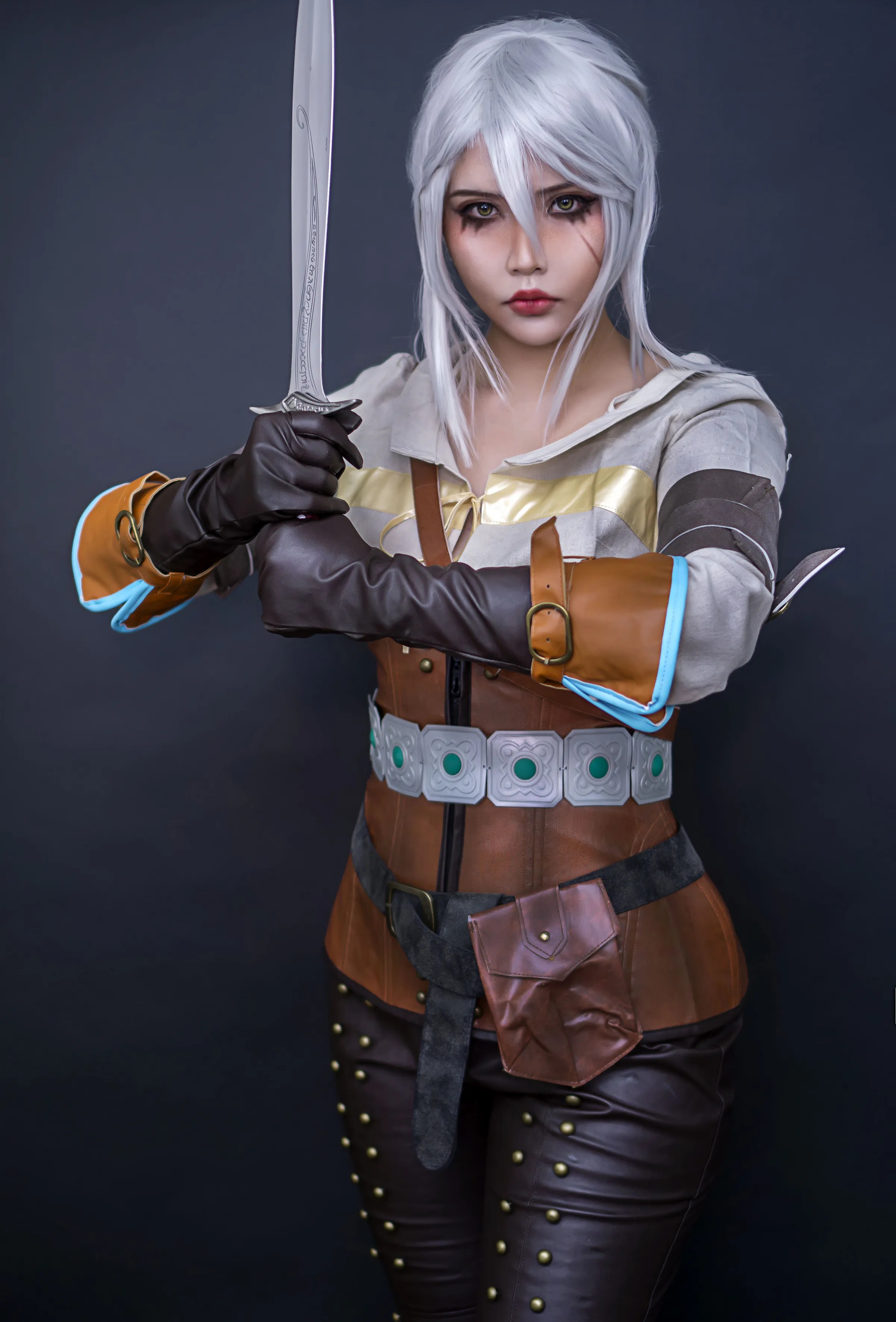 越南Coser美女_Hana Bunny_No.049 &ndash; Ciri 主题写真 [8P]Xiuren秀人写真高清美女套图写真下载-看套图看套图