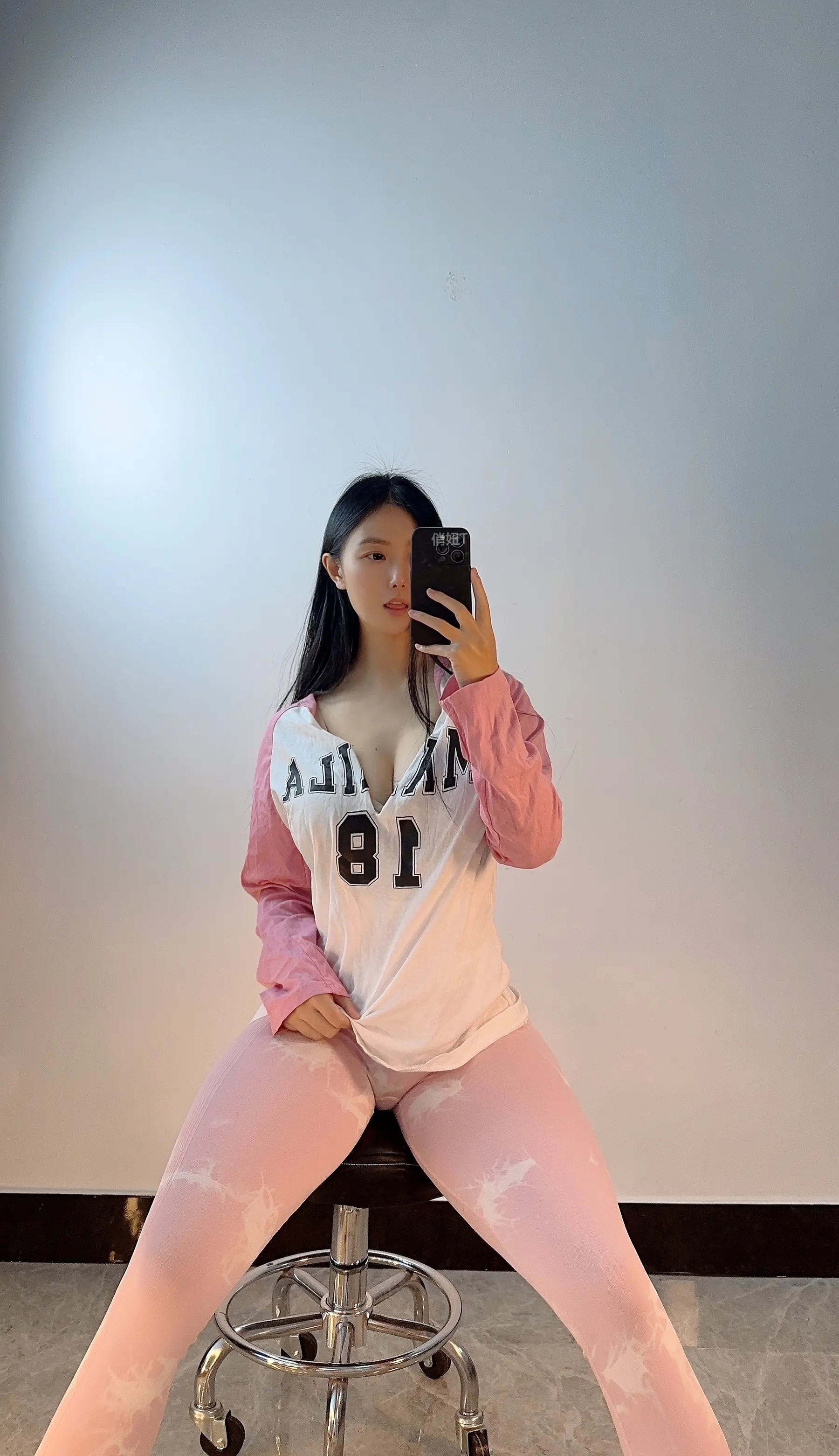 图片[5]Xiuren秀人写真高清美女套图写真下载-看套图健身达人_俏妞QiaoniuTT_No.129 &ndash; 瑜伽裤 [34P]Xiuren秀人写真高清美女套图写真下载-看套图Coser网络美女论坛Xiuren秀人写真高清美女套图写真下载-看套图免费套图Xiuren秀人写真高清美女套图写真下载-看套图看套图