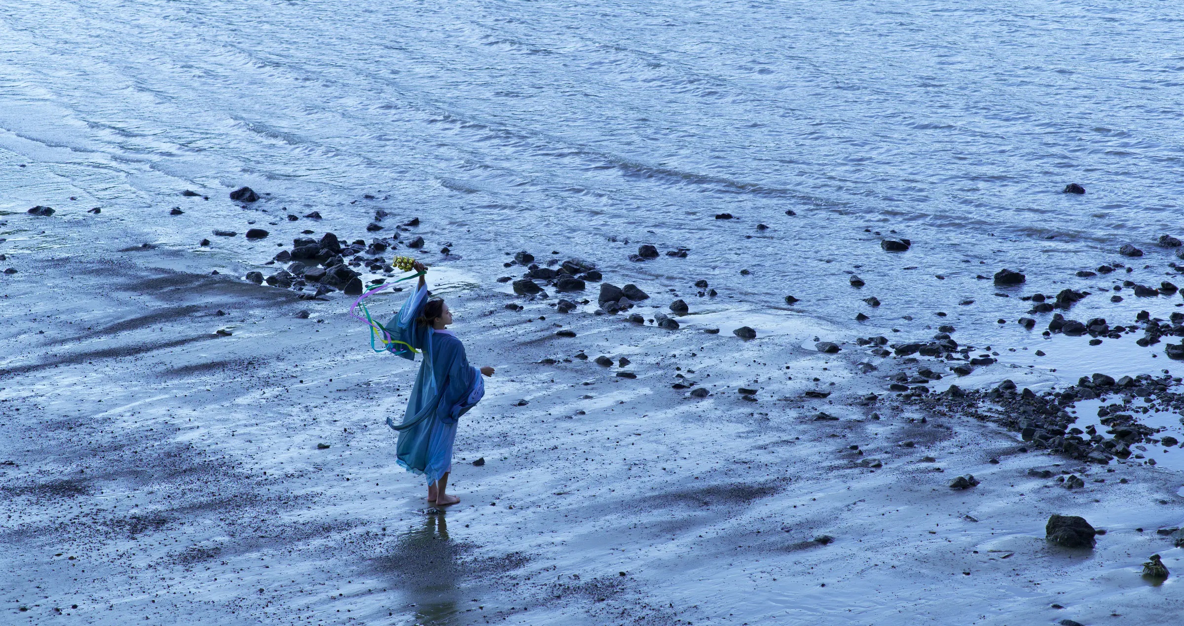 颜值博主_兔子Zzz不吃胡萝卜_No.056 &ndash; 无妄海 主题写真 [21P]Xiuren秀人写真高清美女套图写真下载-看套图看套图