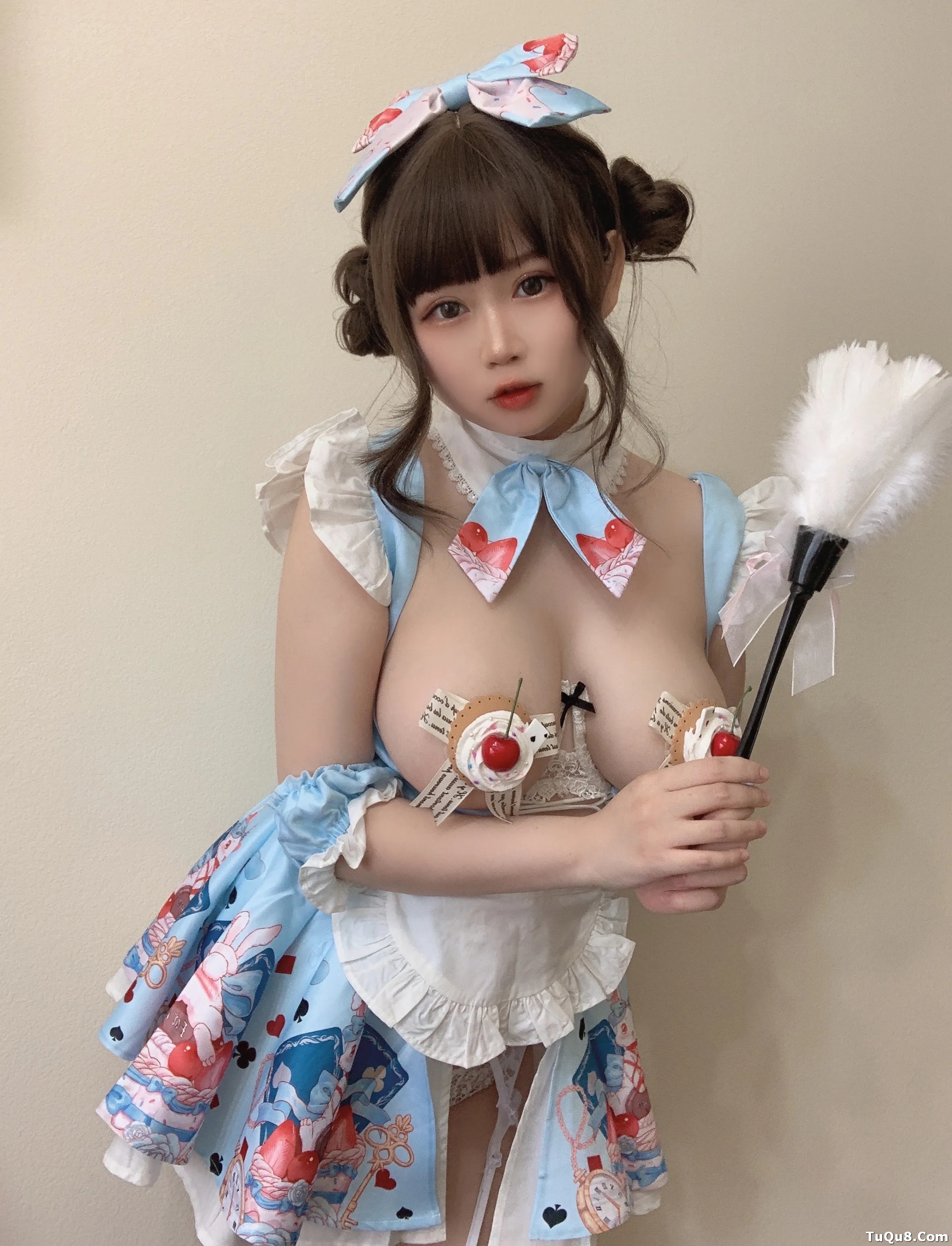 Coser美女_是依酱吖_No.050 甜点 主题写真 [30P]Xiuren秀人写真高清美女套图写真下载-看套图看套图