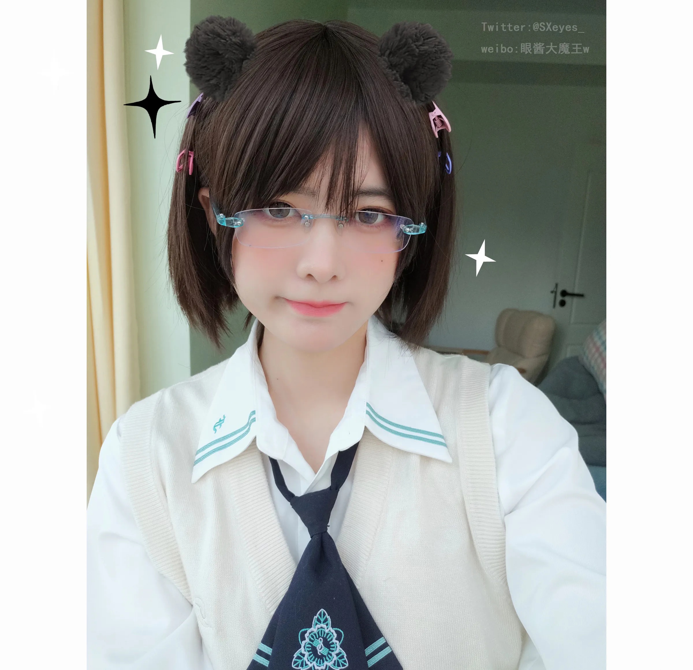 Coser美女_眼酱大魔王w_No.067 &ndash; 小学妹 主题写真 [35P]Xiuren秀人写真高清美女套图写真下载-看套图看套图