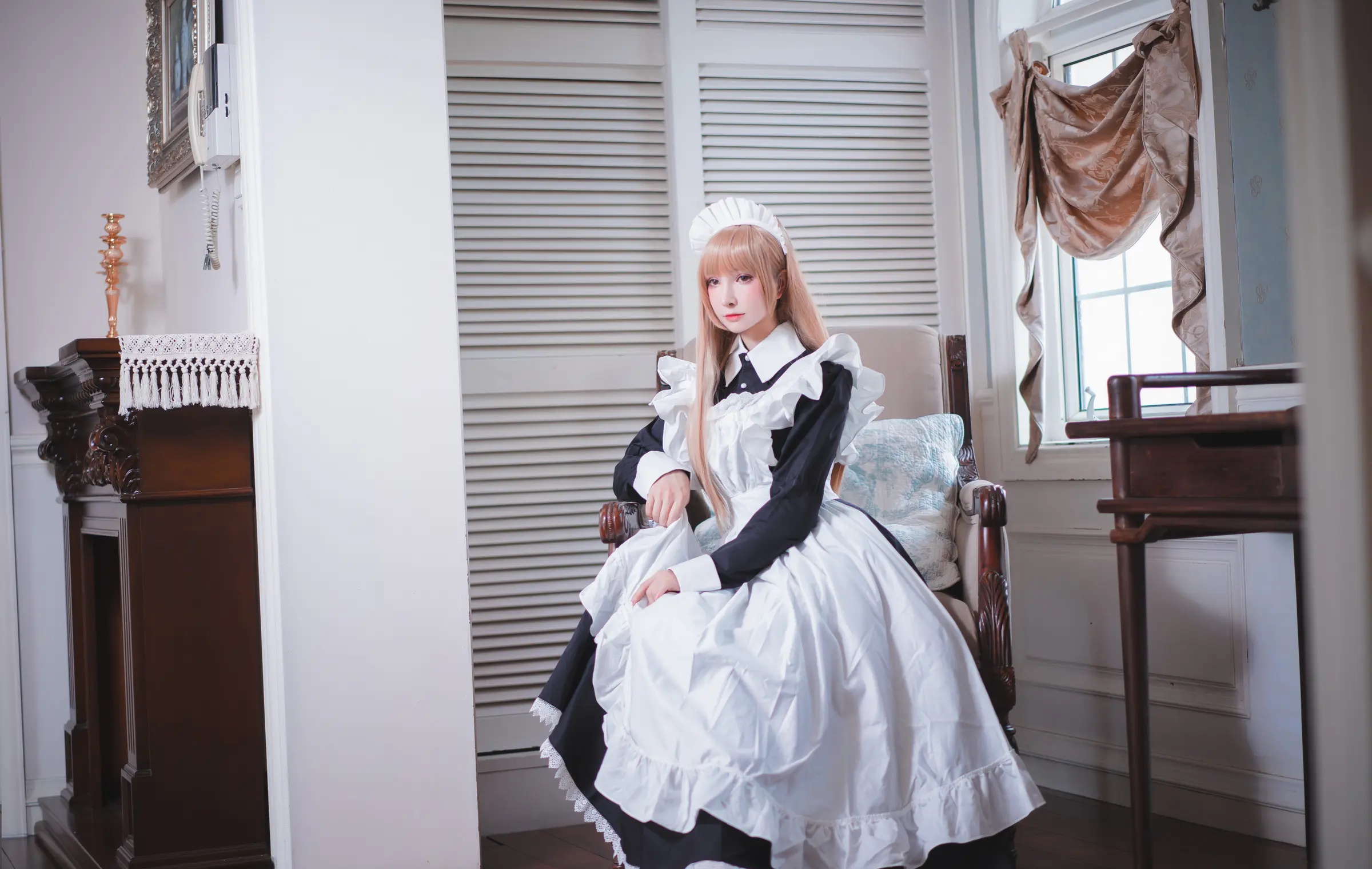Coser美女_一千只猫薄禾_No.002 &ndash; 女仆 主题写真 [40P]Xiuren秀人写真高清美女套图写真下载-看套图看套图