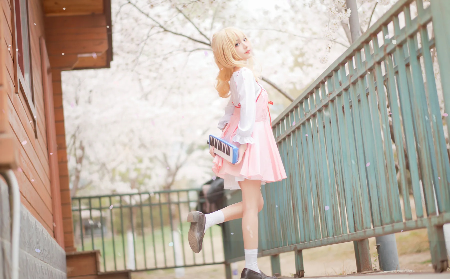 动漫博主_花柒hana_No.020 &ndash; 宫园熏粉裙 主题写真 [9P]Xiuren秀人写真高清美女套图写真下载-看套图看套图