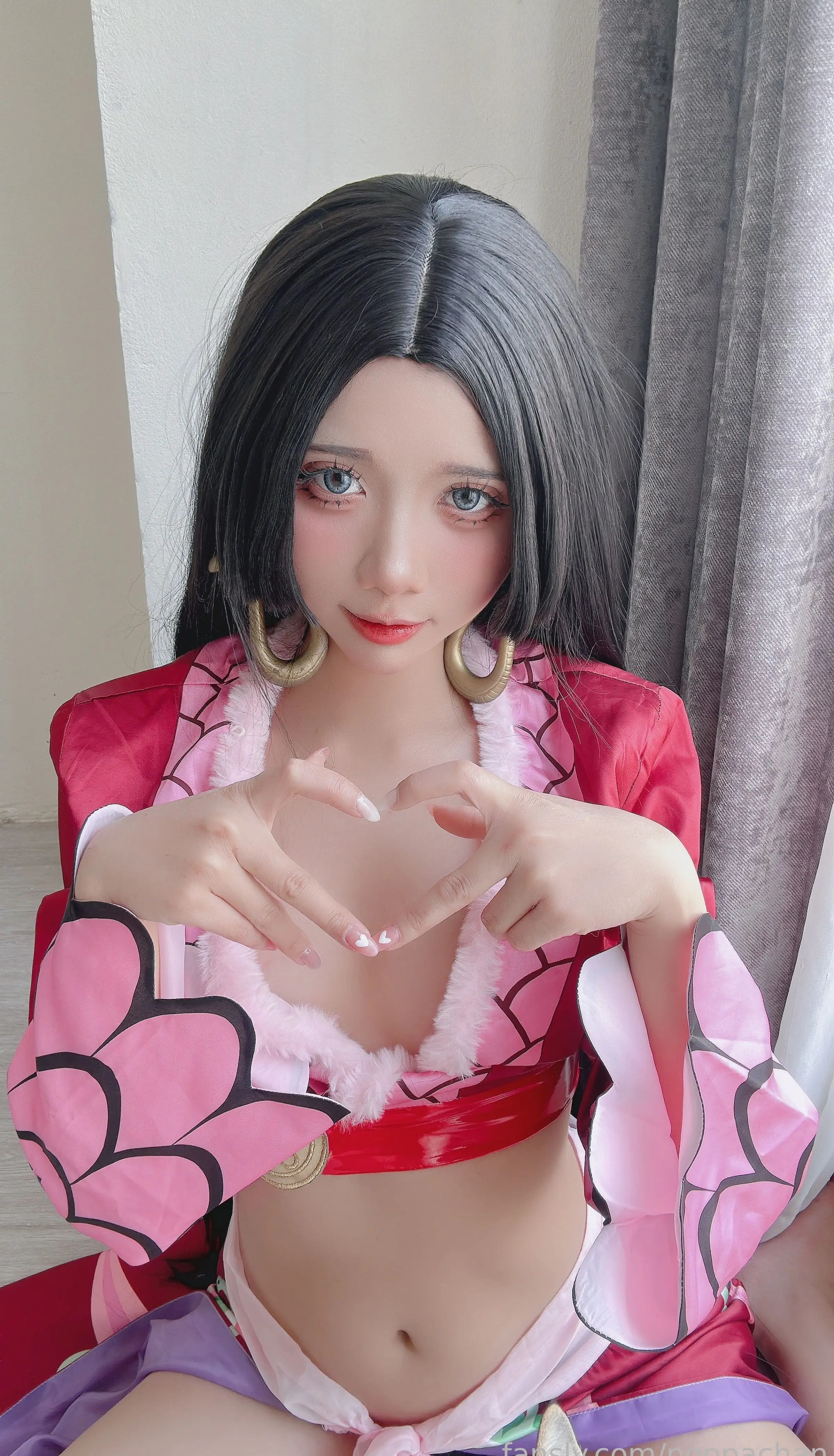 越南Coser美女_PoppaChan_No.115 &ndash; Boa Hancock [52P]Xiuren秀人写真高清美女套图写真下载-看套图看套图