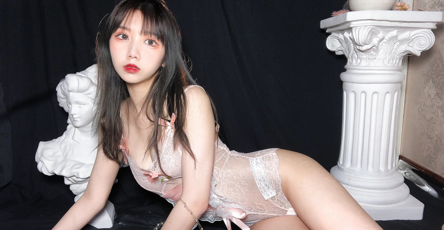 Coser美女_果咩酱w_No.006 &ndash; 春天 主题写真 [24P]Xiuren秀人写真高清美女套图写真下载-看套图看套图