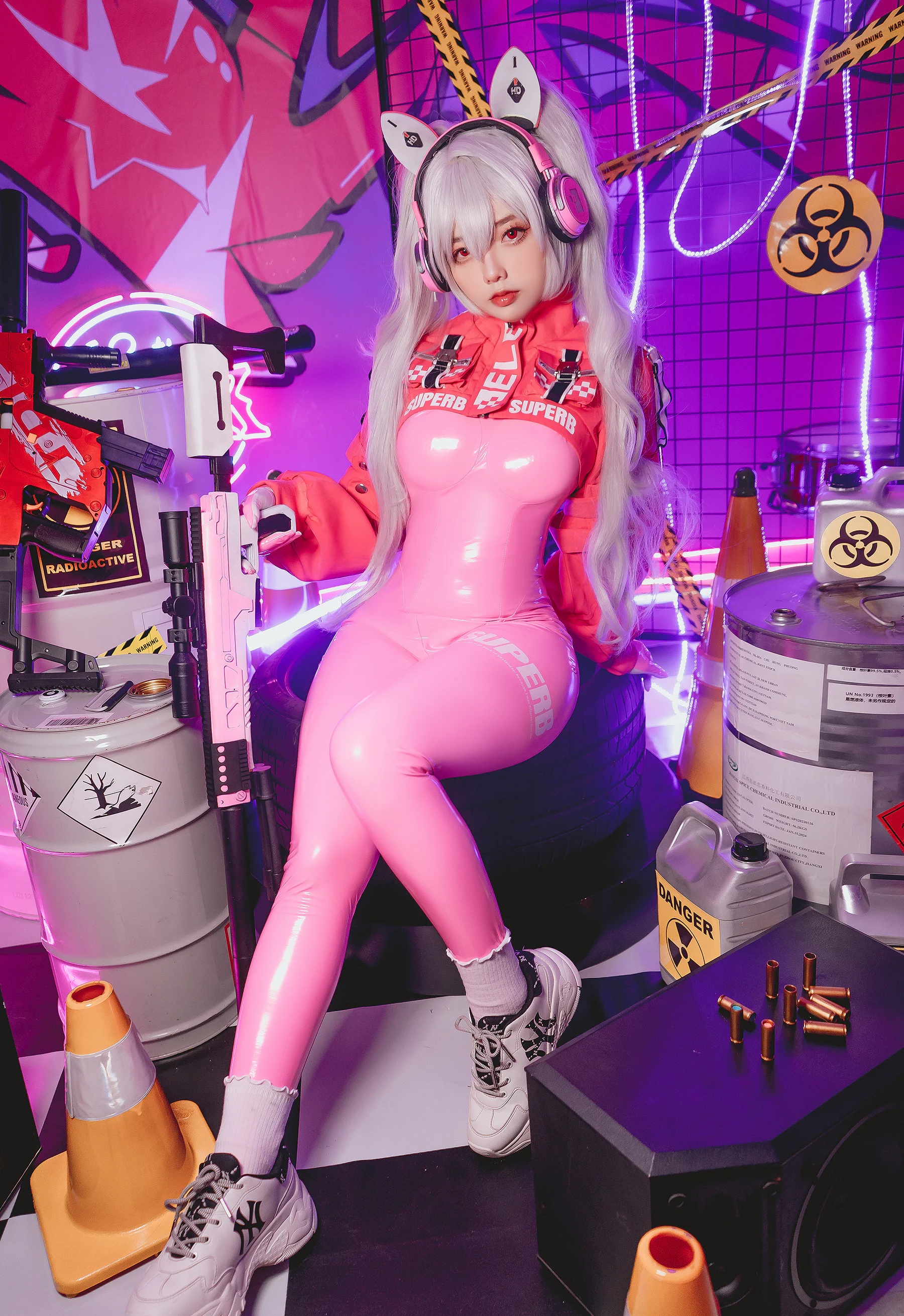 华裔Coser美女_Messie Huang_No.037 &ndash; Alice [62P]-看套图