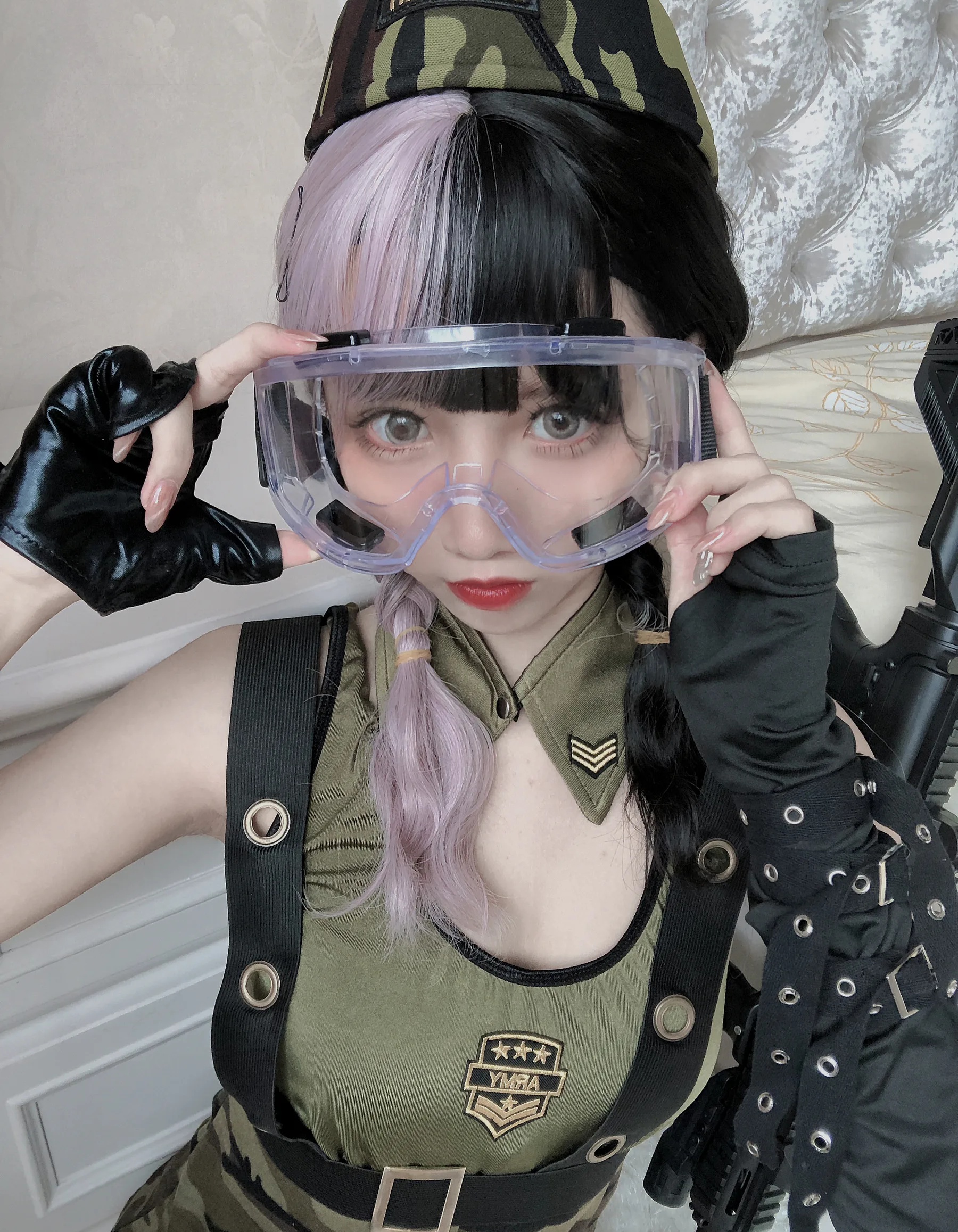 Coser美女_果咩酱w_No.021 &ndash; 战地甜心 主题写真 [20P]Xiuren秀人写真高清美女套图写真下载-看套图看套图