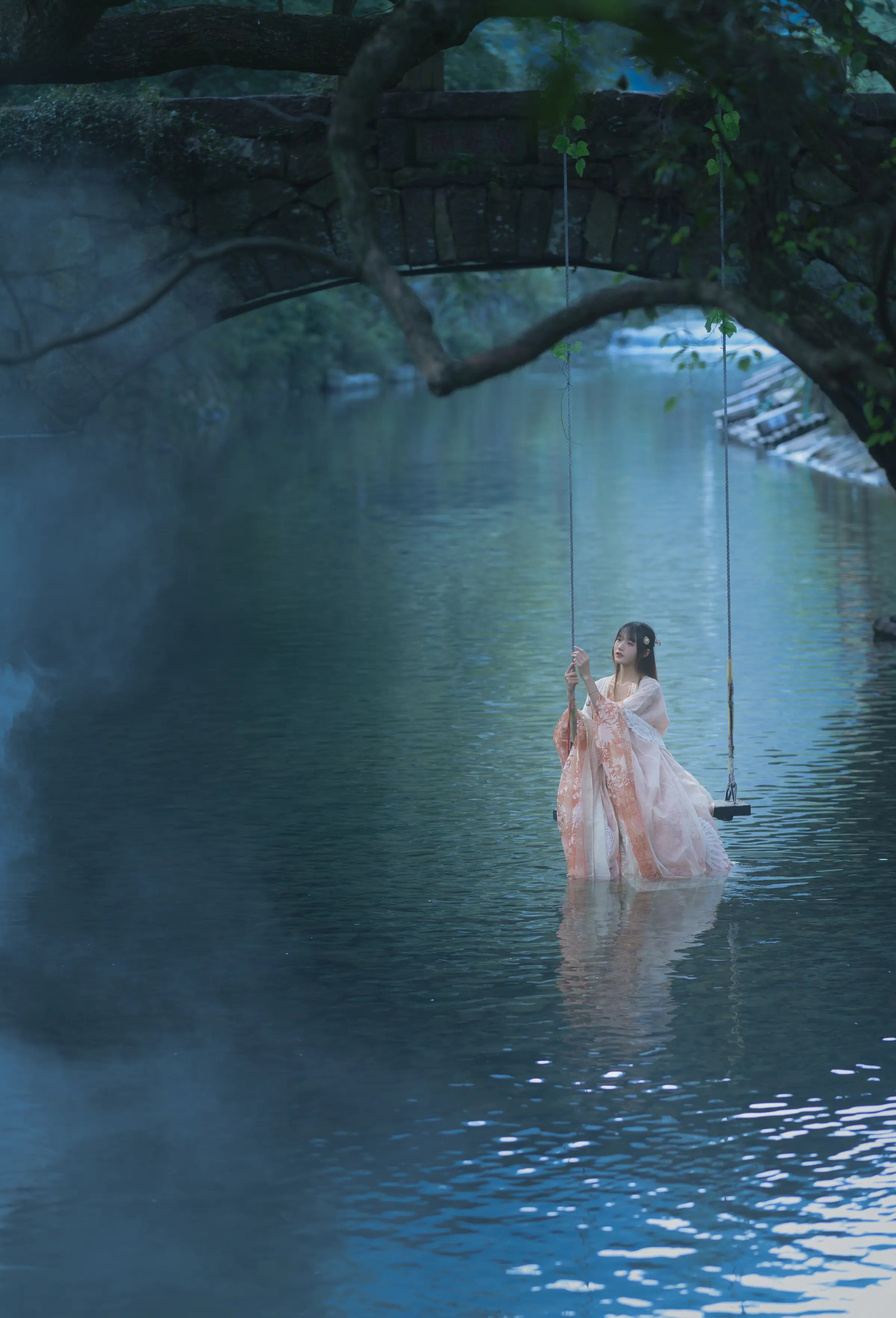 图片[5]Xiuren秀人写真高清美女套图写真下载-看套图颜值博主_兔子Zzz不吃胡萝卜_No.089 &ndash; 烟雨江南 主题写真 [28P]Xiuren秀人写真高清美女套图写真下载-看套图Coser网络美女论坛Xiuren秀人写真高清美女套图写真下载-看套图免费套图Xiuren秀人写真高清美女套图写真下载-看套图看套图