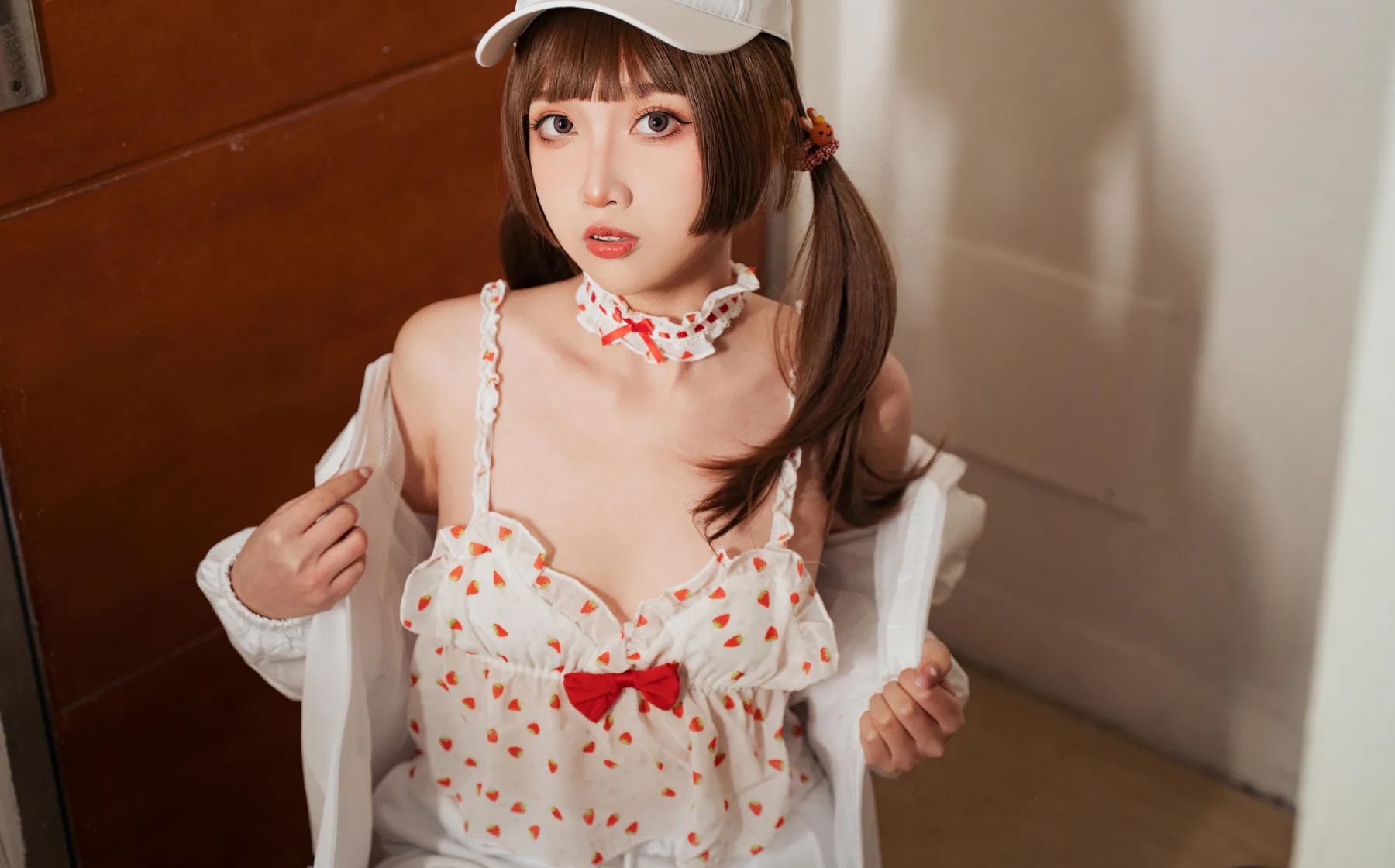 Coser美女_小和甜酒_No.020 &ndash; 白天鹅外卖 [93P]-看套图