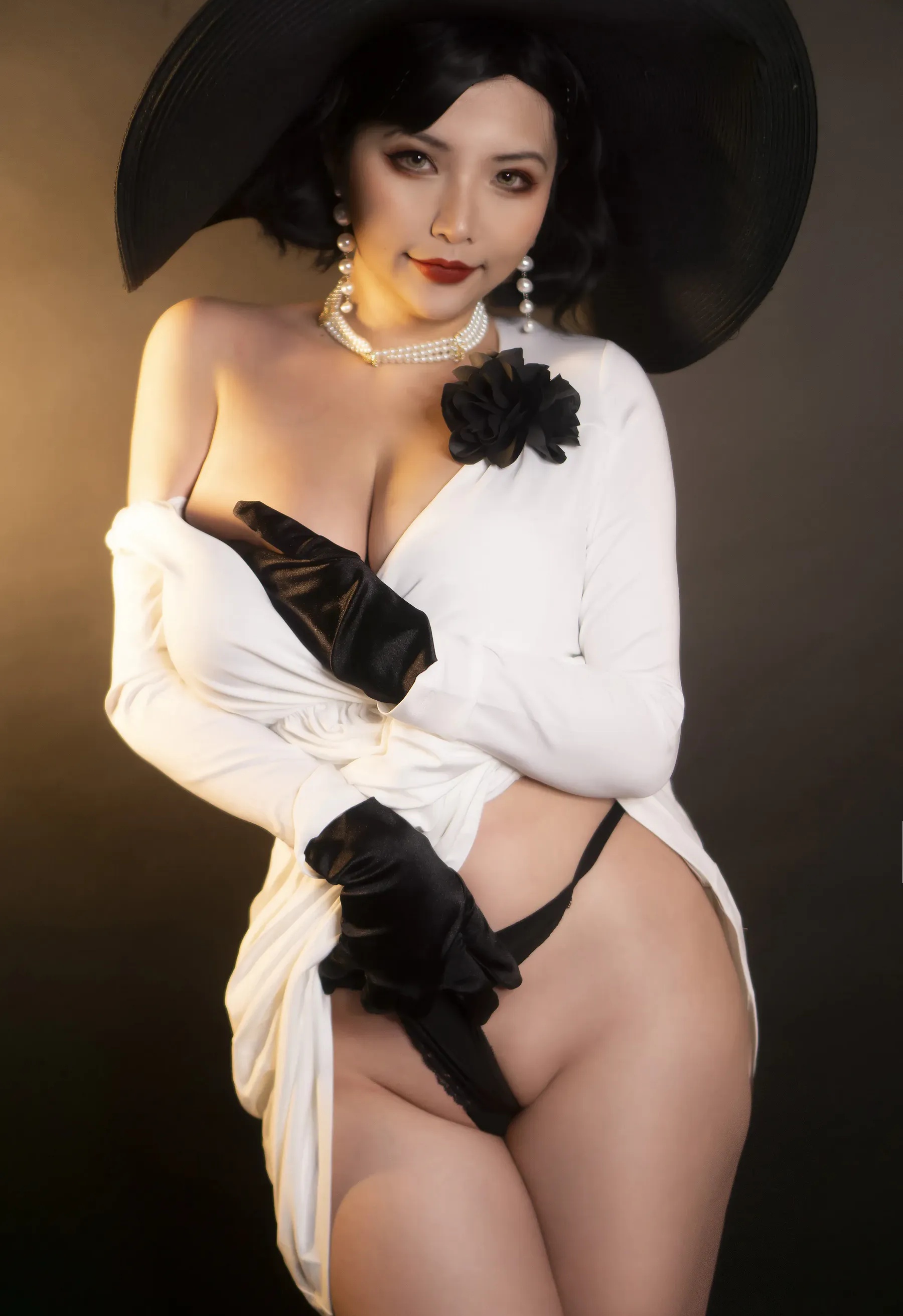 越南Coser美女_Hana Bunny_No.098 &ndash; Lady Dimitrescu 主题写真 [13P]Xiuren秀人写真高清美女套图写真下载-看套图看套图