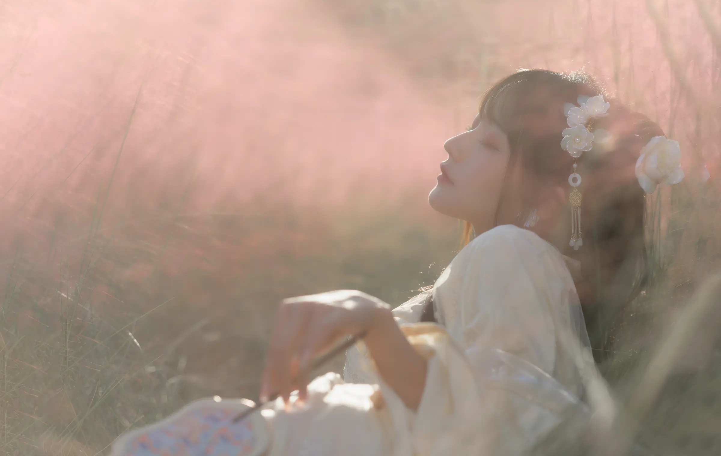 颜值博主_兔子Zzz不吃胡萝卜_No.079 &ndash; 秋风动情 主题写真 [27P]Xiuren秀人写真高清美女套图写真下载-看套图看套图