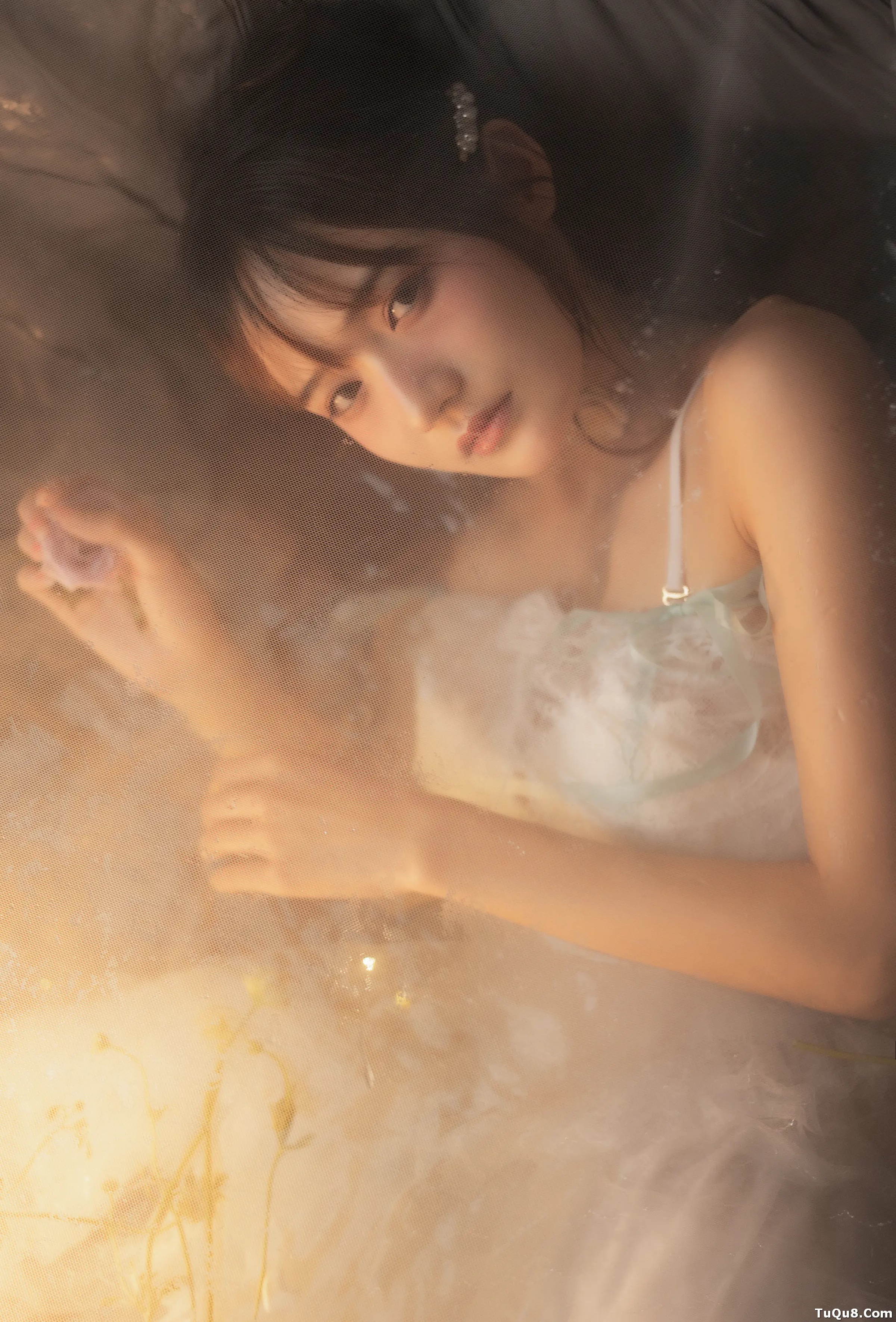 颜值博主_兔子Zzz不吃胡萝卜_No.045 &ndash; 梦莲 主题写真 [30P]Xiuren秀人写真高清美女套图写真下载-看套图看套图