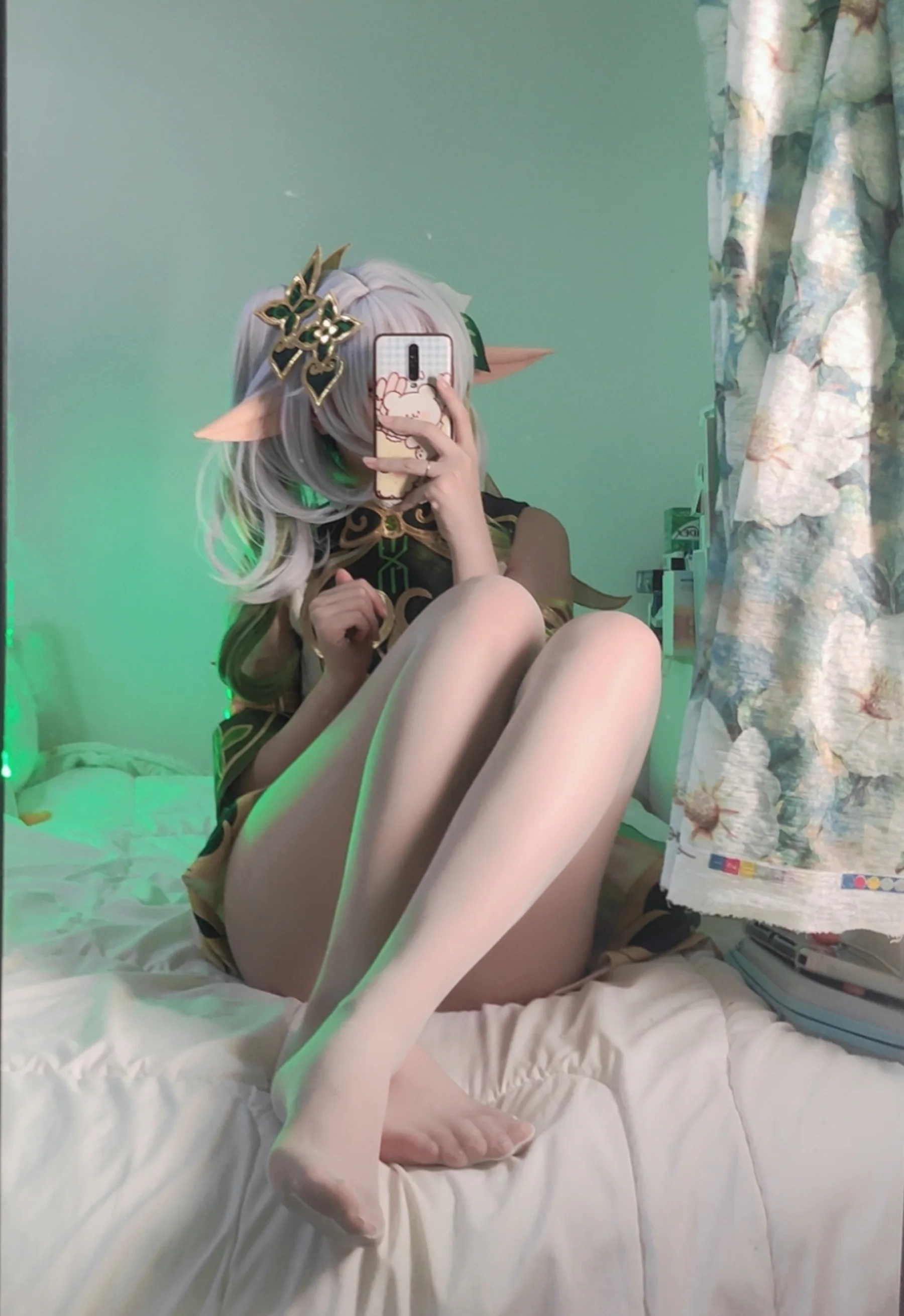 Coser美女_洛桑w伊梓_No.007 &ndash; 小草神 主题写真 [29P]-看套图
