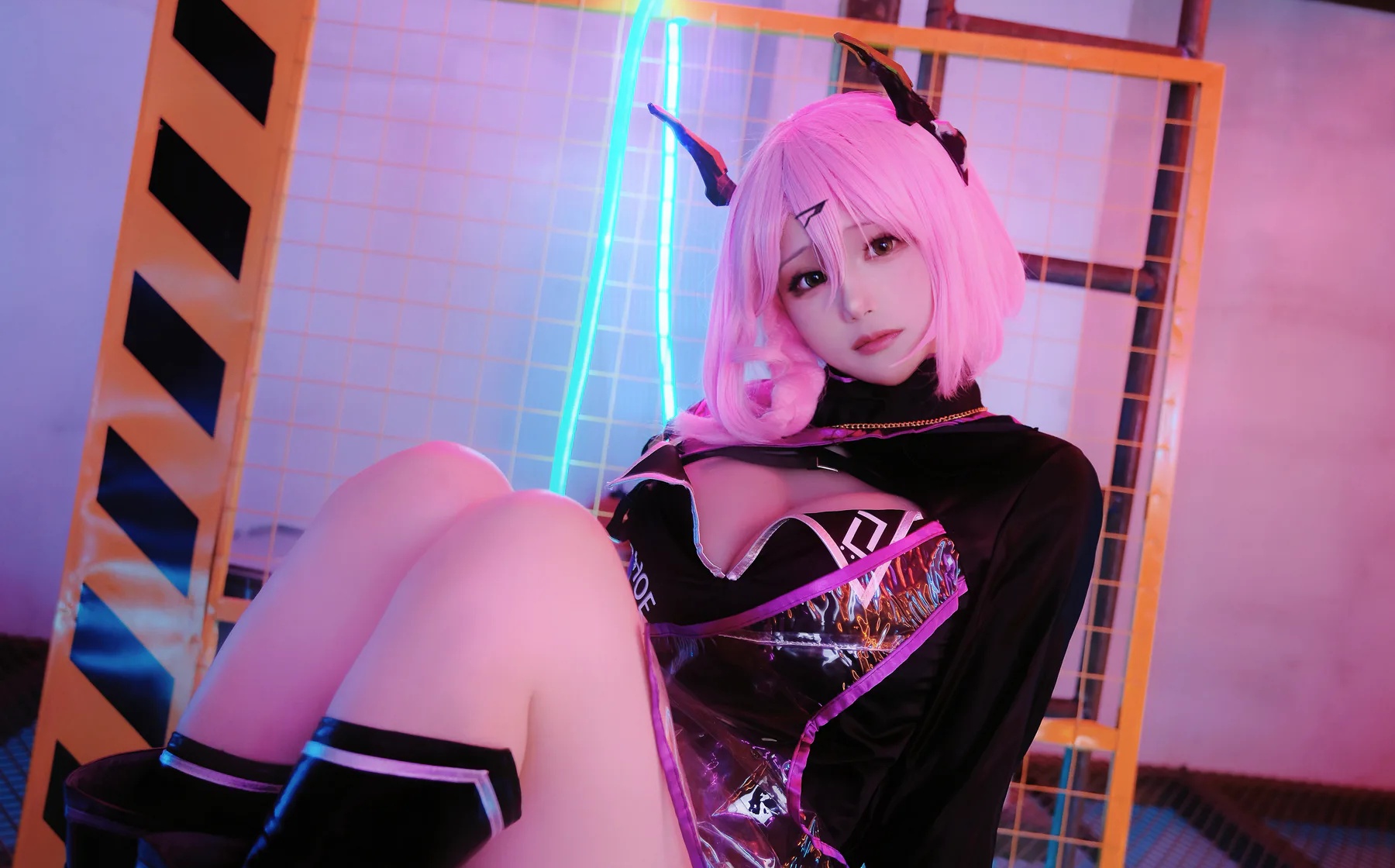 颜值博主_幼愛Youmeko_No.016 &ndash; 泰丝 TESS Set [Erophone] [18P]Xiuren秀人写真高清美女套图写真下载-看套图看套图