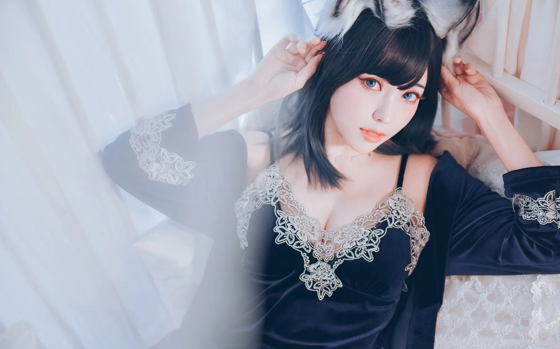 图片[5]Xiuren秀人写真高清美女套图写真下载-看套图Coser妹子_ElyEE子_No.078 Sleepy Velvet Blue 主题写真 [57P]Xiuren秀人写真高清美女套图写真下载-看套图Coser网络美女论坛Xiuren秀人写真高清美女套图写真下载-看套图免费套图Xiuren秀人写真高清美女套图写真下载-看套图看套图