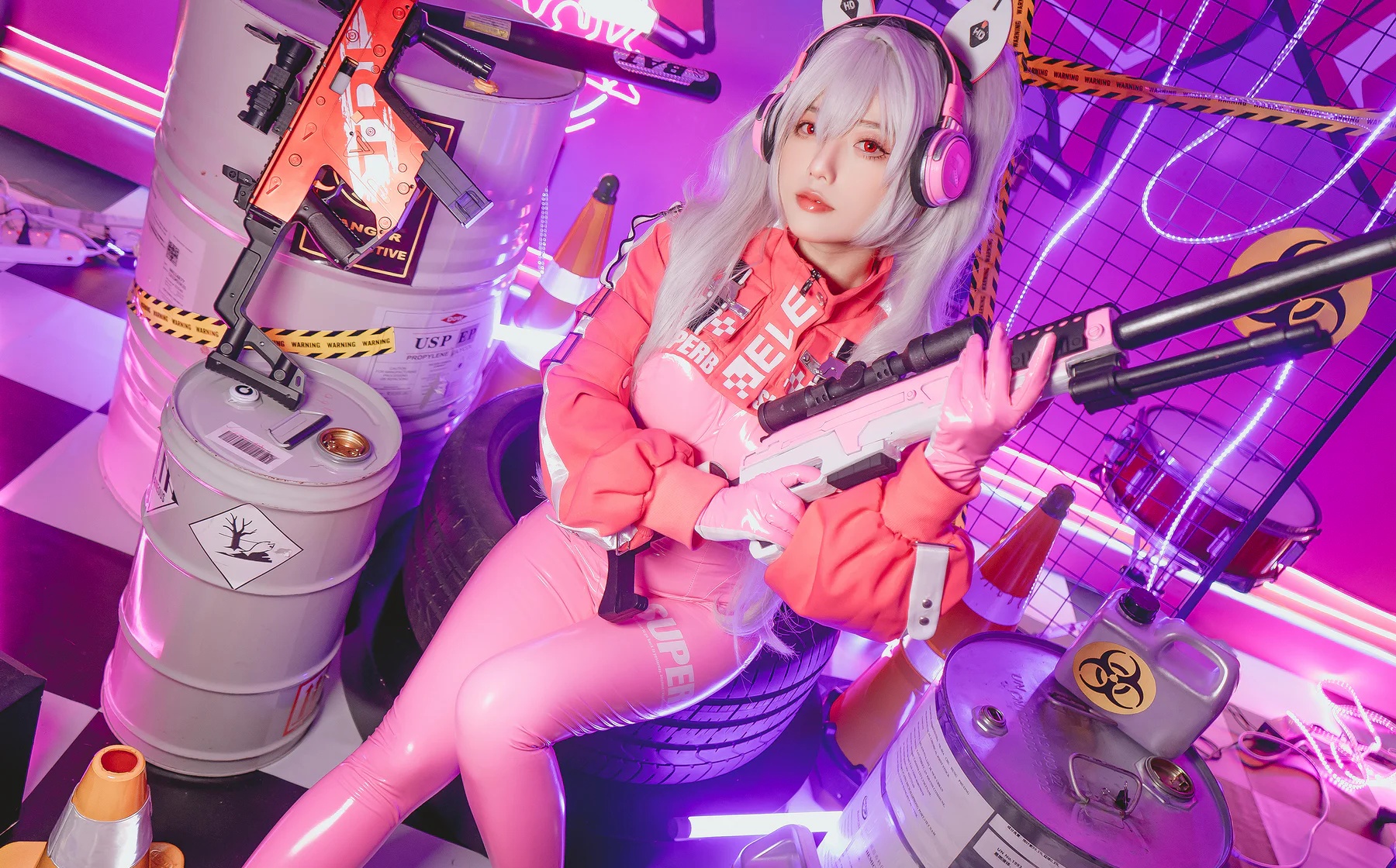 华裔Coser美女_Messie Huang_No.037 &ndash; Alice [62P]-看套图