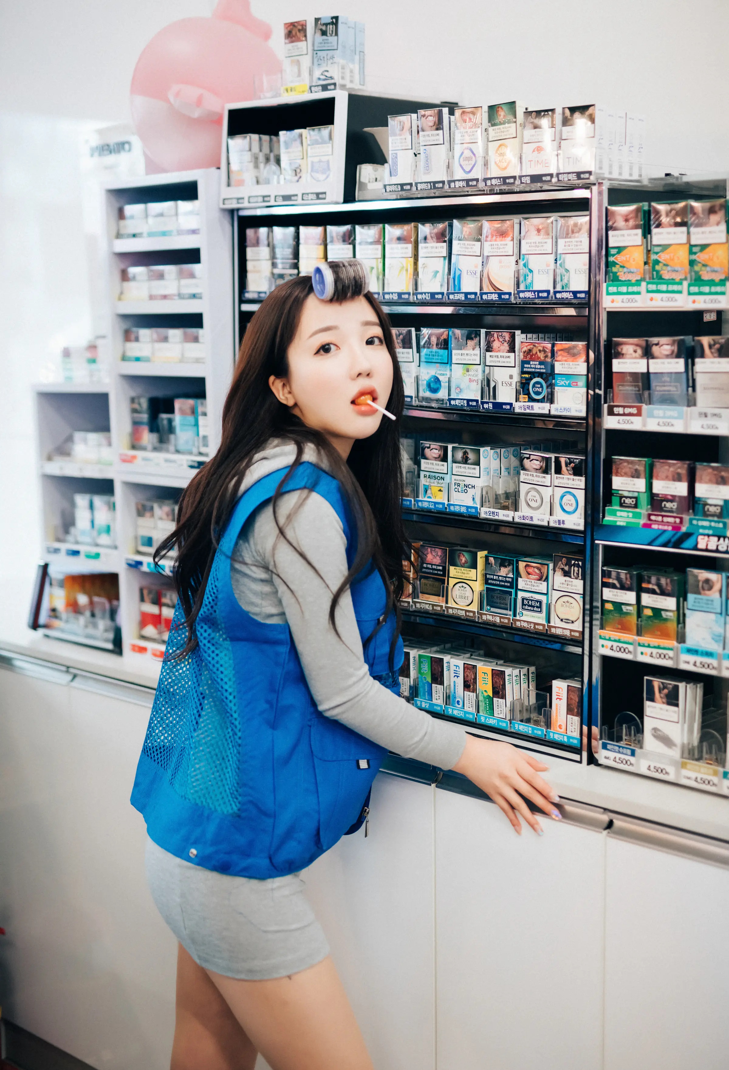 韩国写真机构_Loozy_No.013 &ndash; 便利店员工 - Son Ye-Eun [100P]Xiuren秀人写真高清美女套图写真下载-看套图看套图