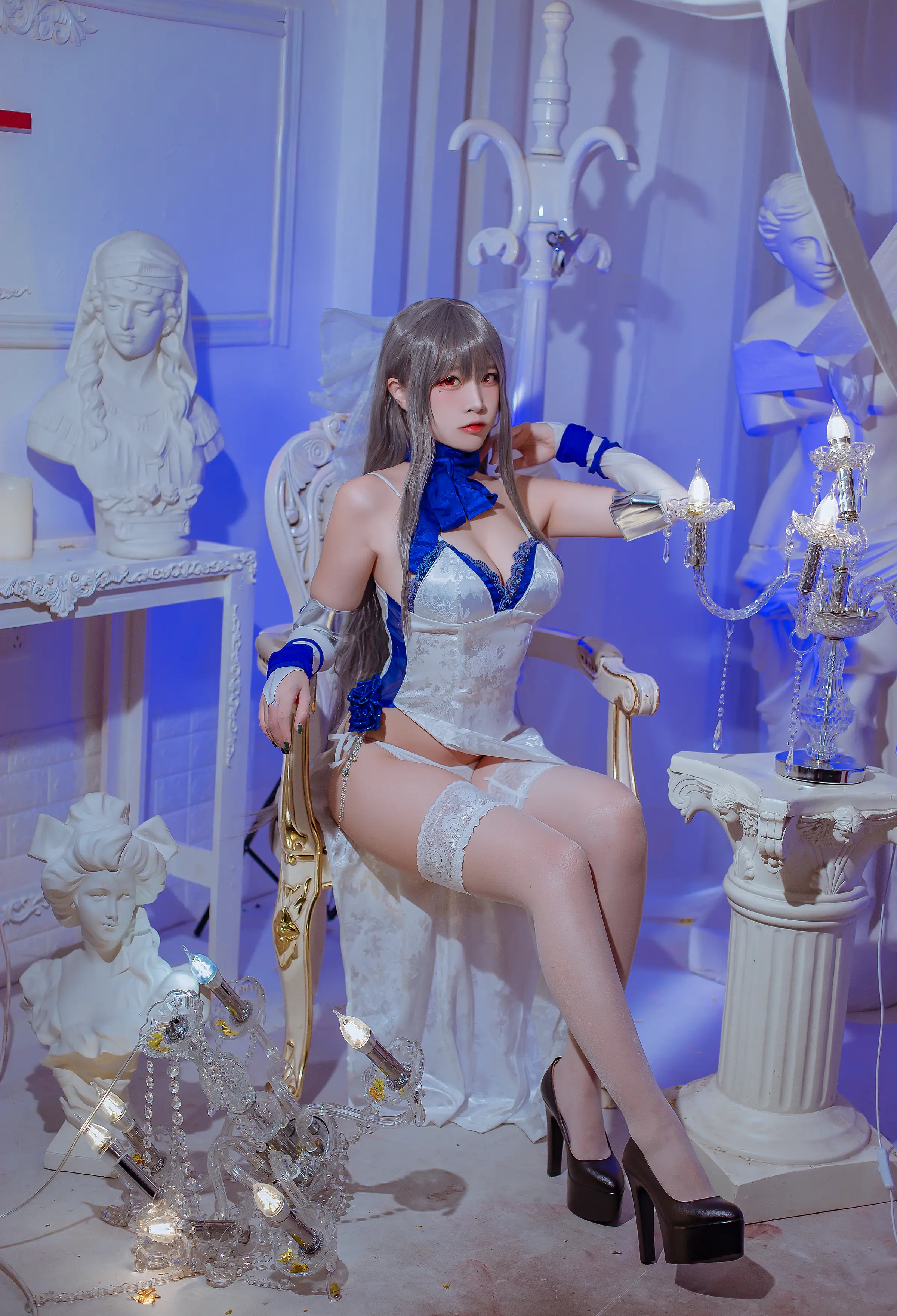 Coser美女_二佐nisa_No.103 &ndash; 碧蓝航线 路易九礼服 主题写真 [29P]Xiuren秀人写真高清美女套图写真下载-看套图看套图